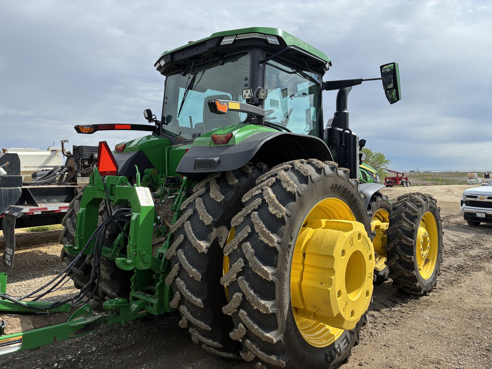  2025 John Deere 8R 370 at LandMark in Hebron, NE