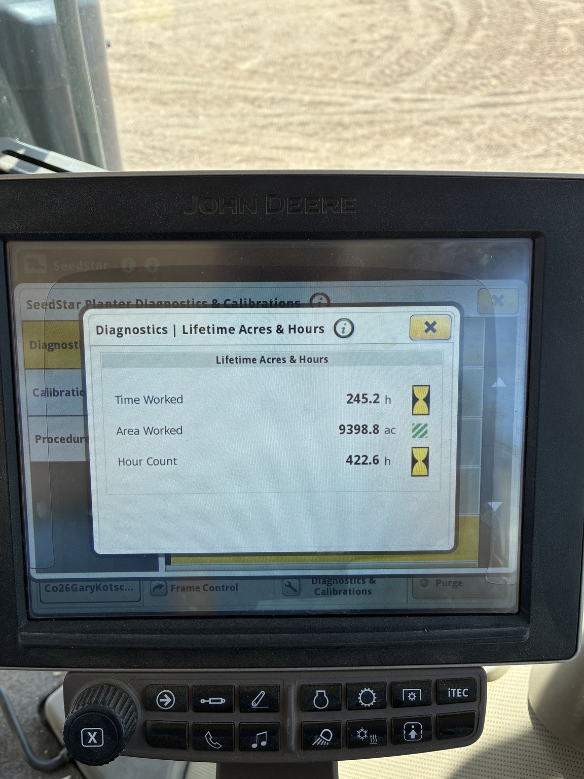  2022 John Deere 1775NT at LandMark in Gothenburg, NE