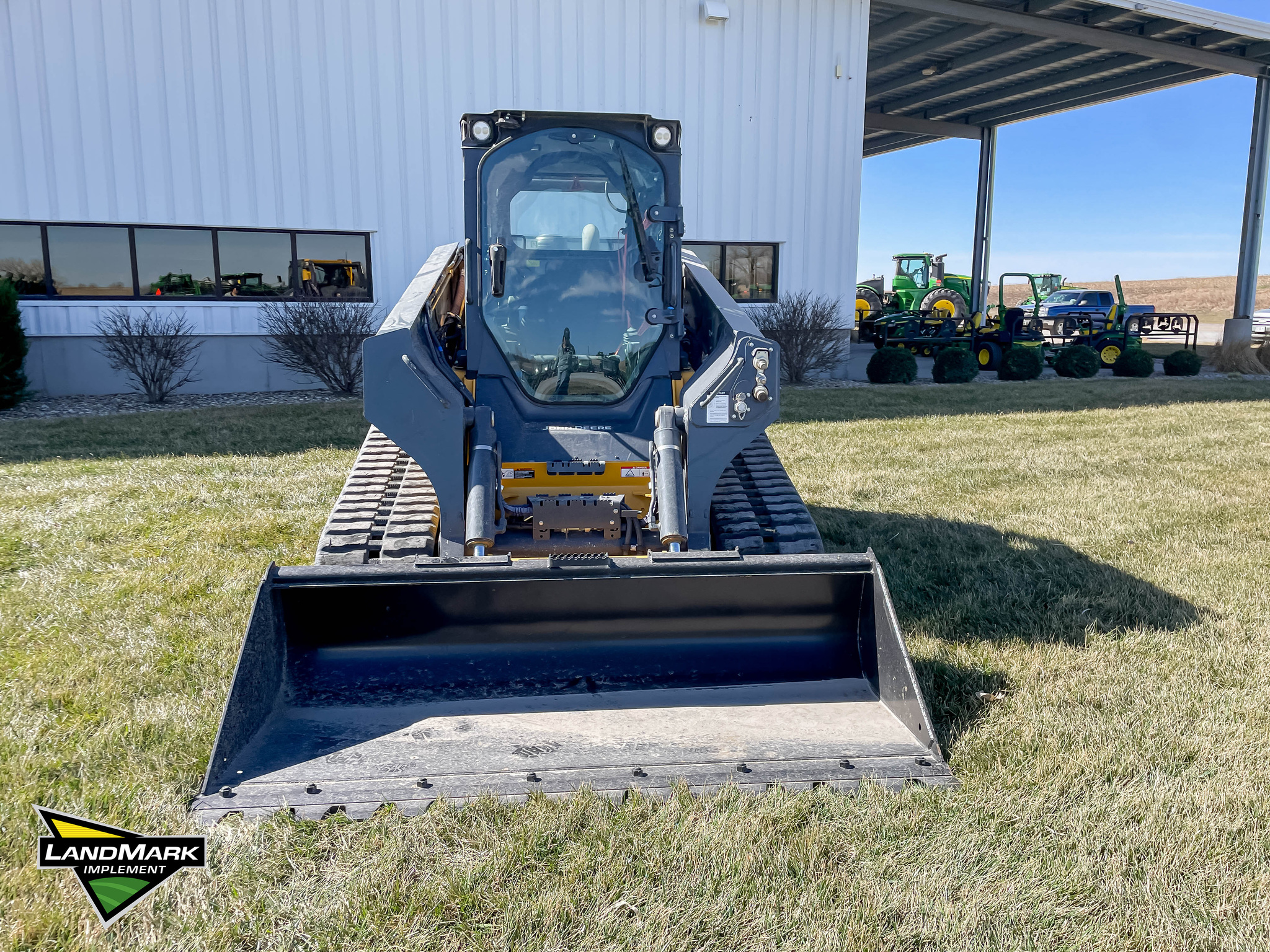  2023 John Deere 331G at LandMark in Fairfield, NE