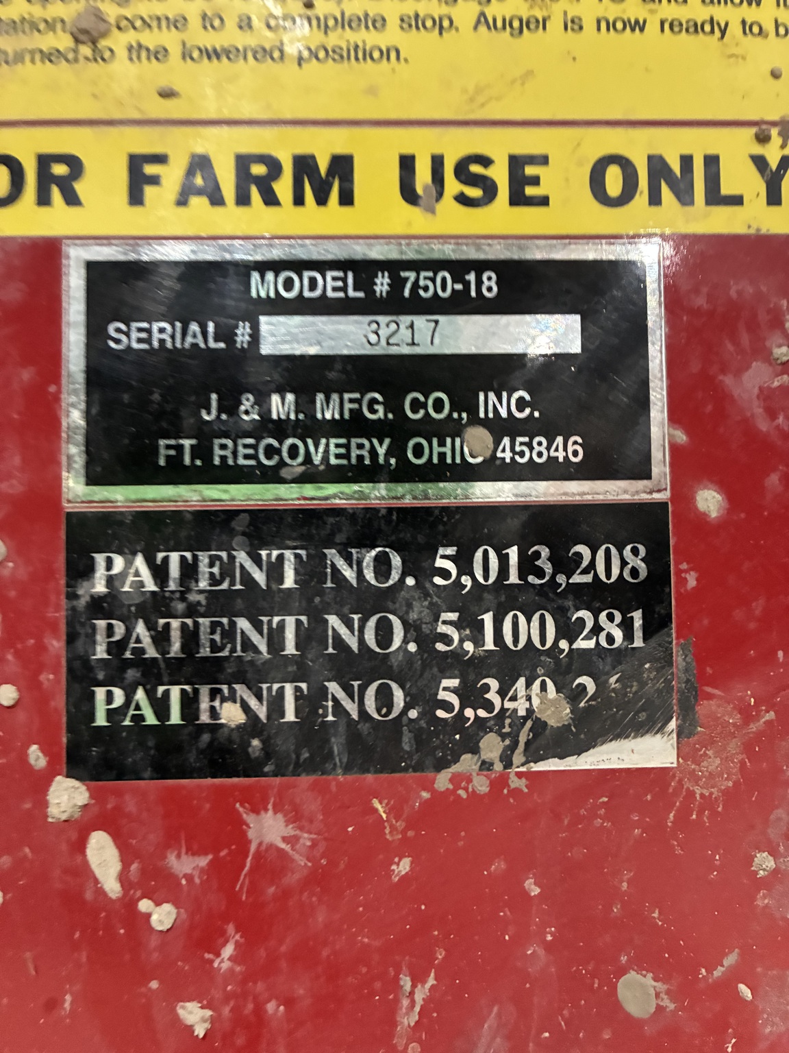  2010 J&m 750-18 at LandMark in Holdrege, NE