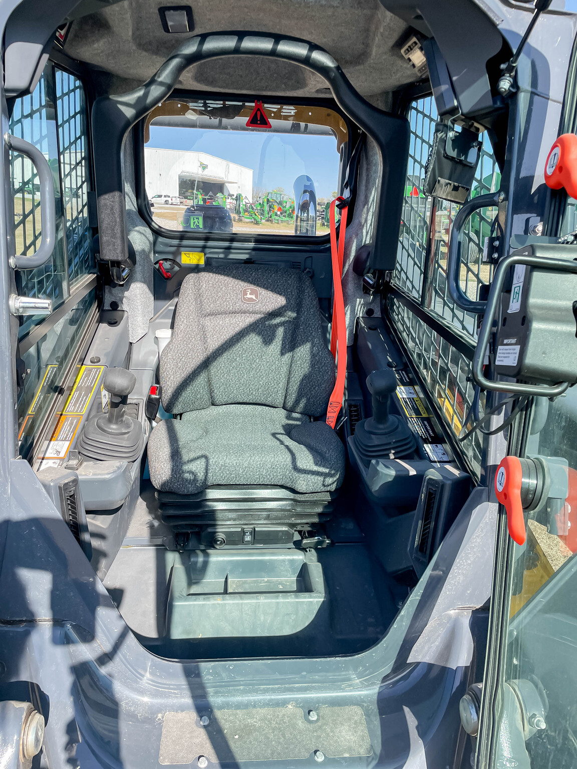  2023 John Deere 324G at LandMark in Arapahoe, NE