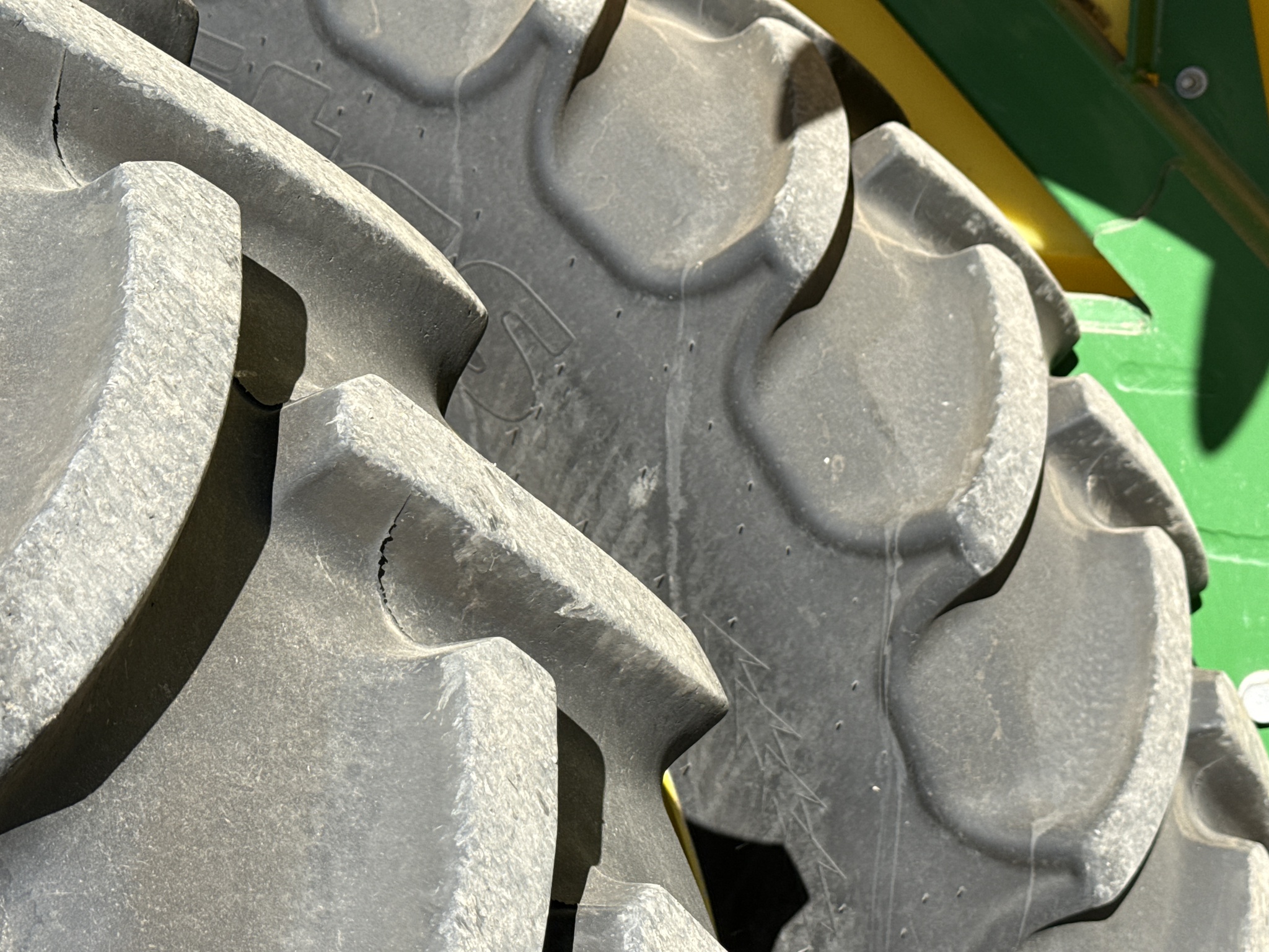  2022 John Deere 2530L at LandMark in Gothenburg, NE