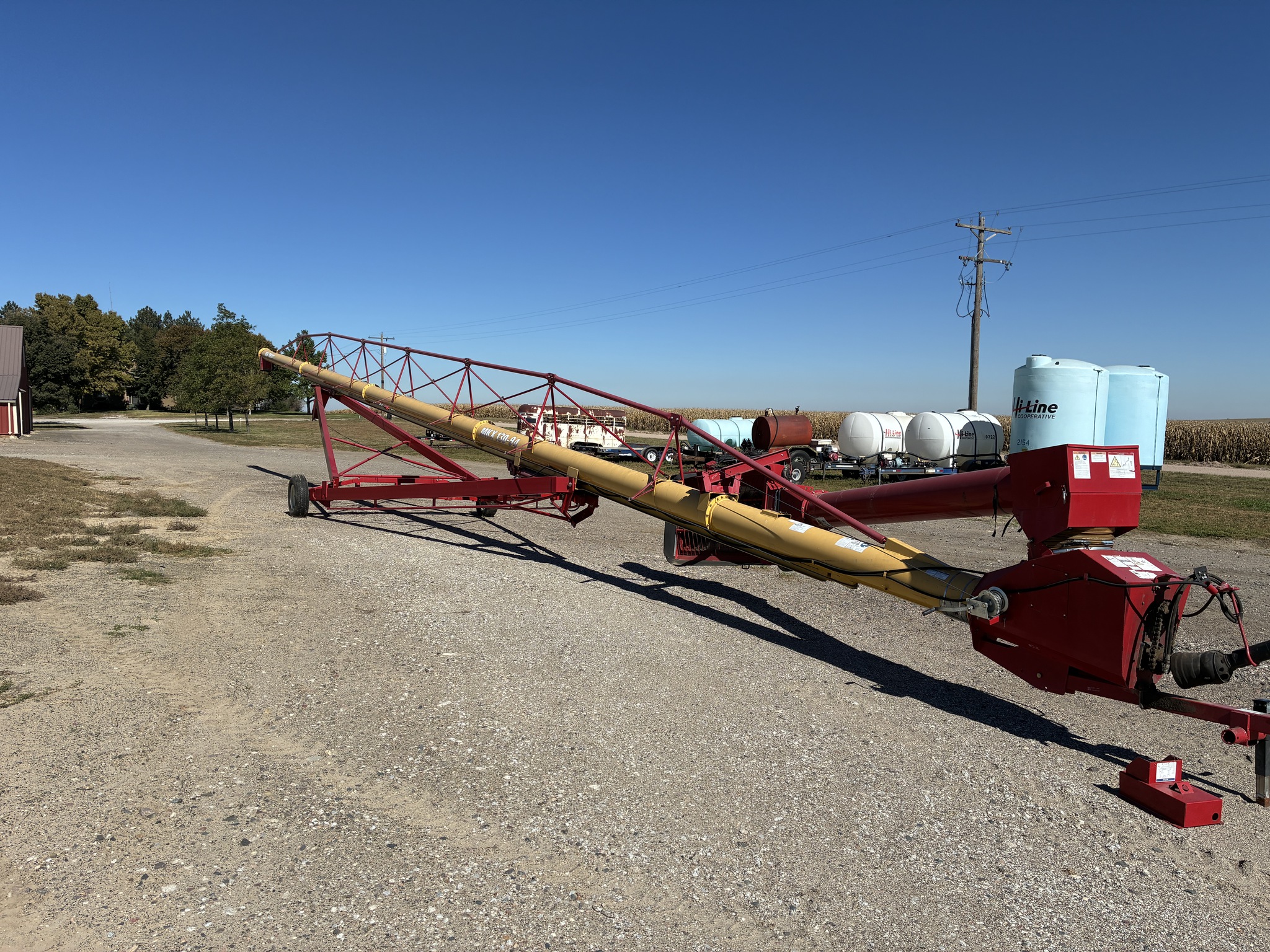   Westfield MKX 130-94 at LandMark in Gothenburg, NE