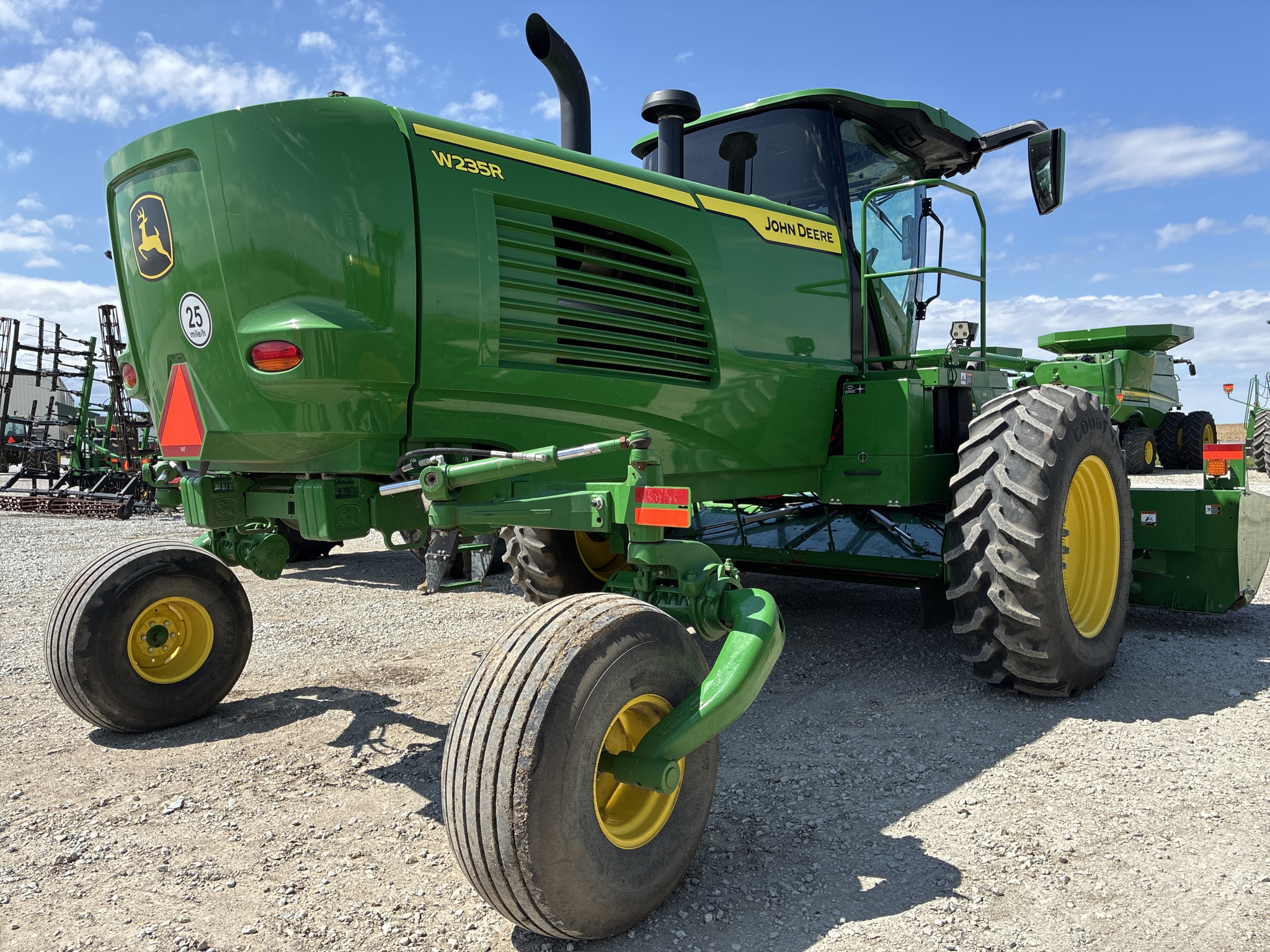  2024 John Deere W235R at LandMark in Fairfield, NE