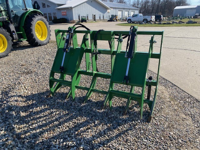 On Lot  Frontier AV20G at Tri County Equipment Lapeer, MI