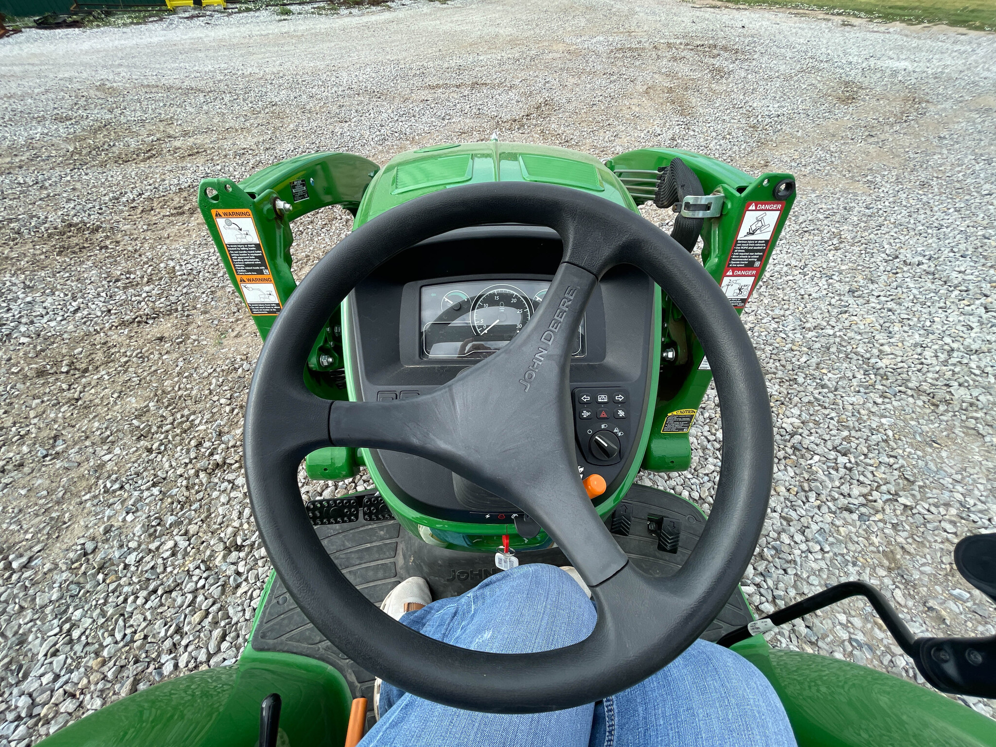  2022 John Deere 3046R at LandMark in Holdrege, NE