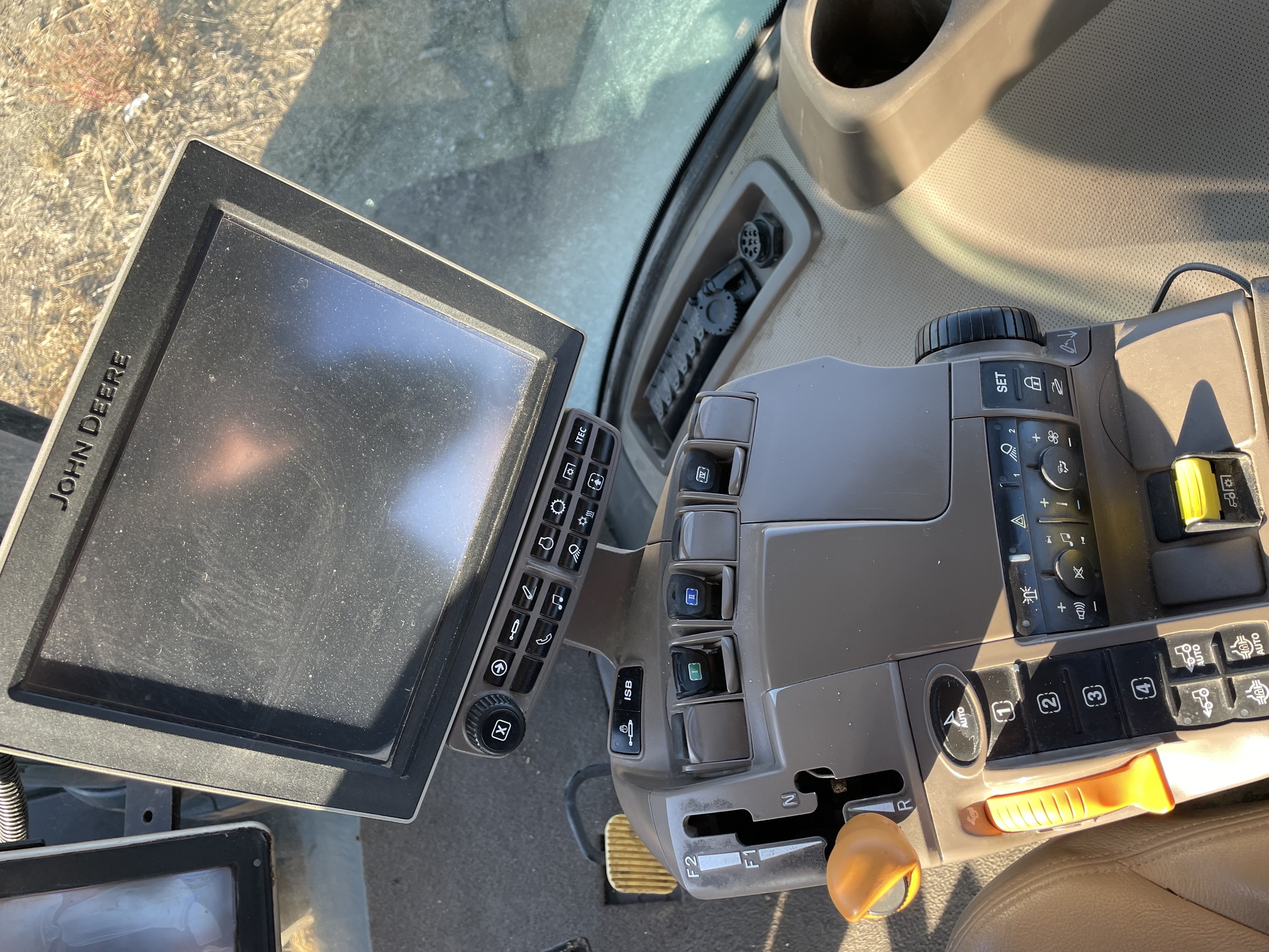  2017 John Deere 8370R at LandMark in Lexington, NE