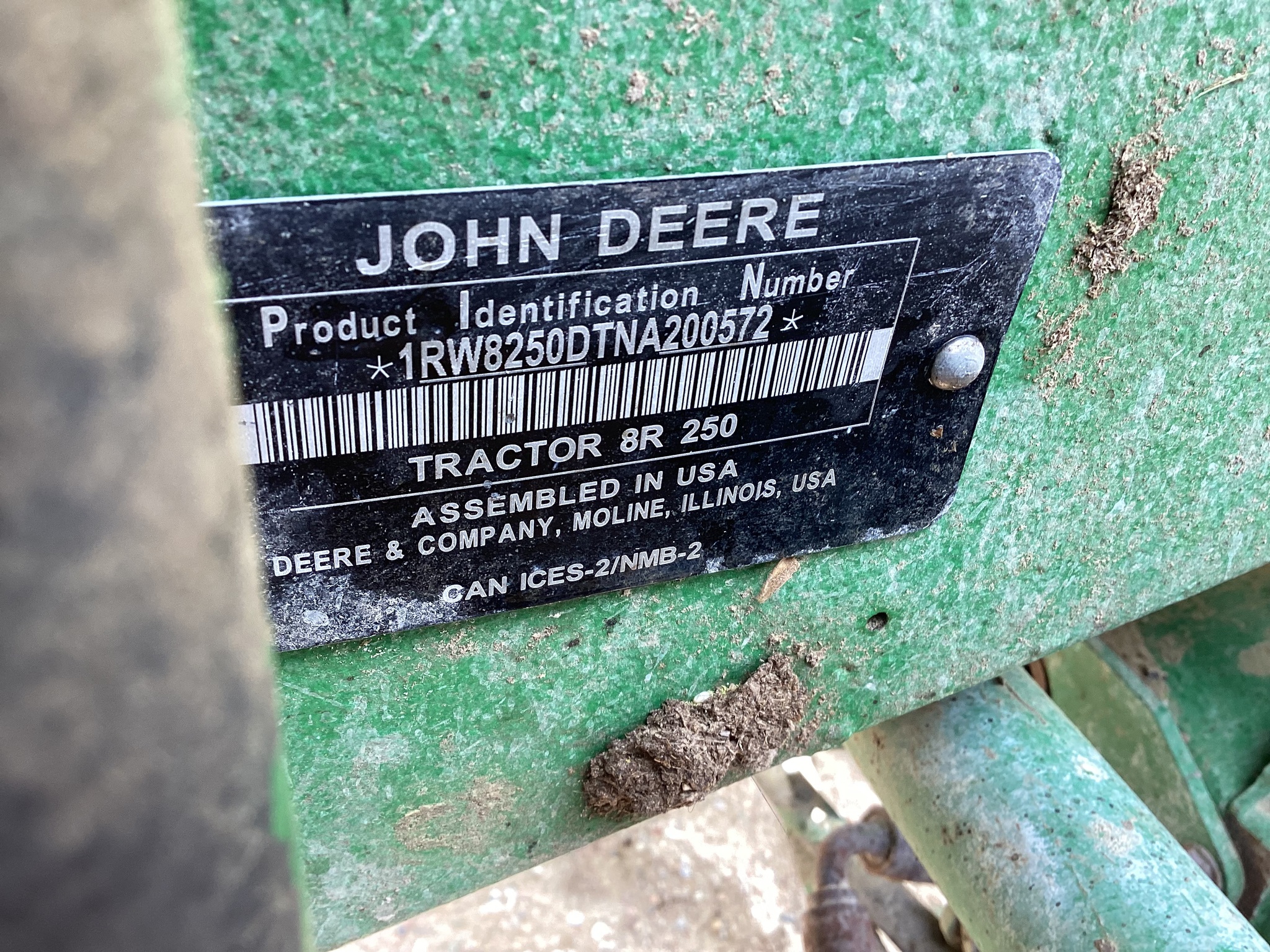  2022 John Deere 8R 250 at LandMark in Minden, NE