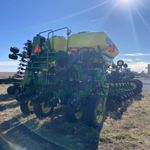  2018 John Deere 1775NT at LandMark in Hebron, NE