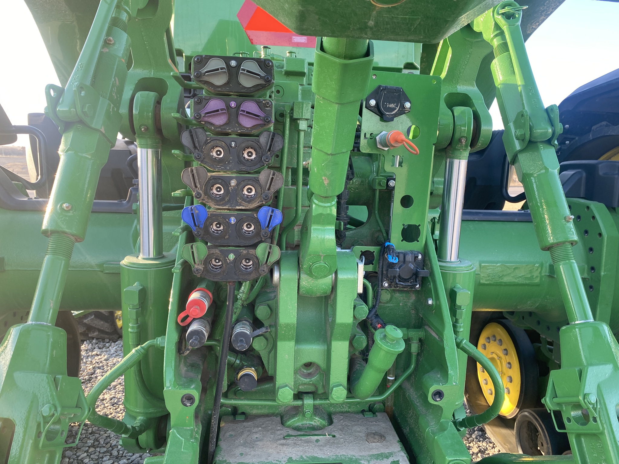  2023 John Deere 8RX 370 at LandMark in Hebron, NE