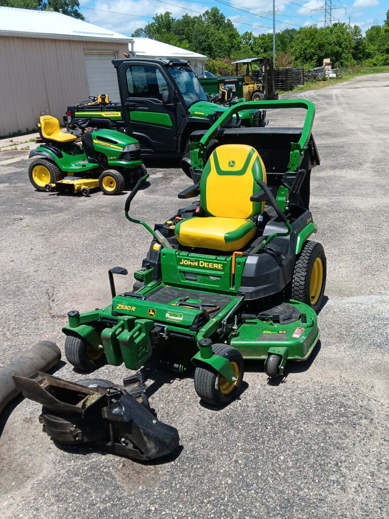 Pend Stk 2023 John Deere Z530R at Tri County Equipment Burton, MI