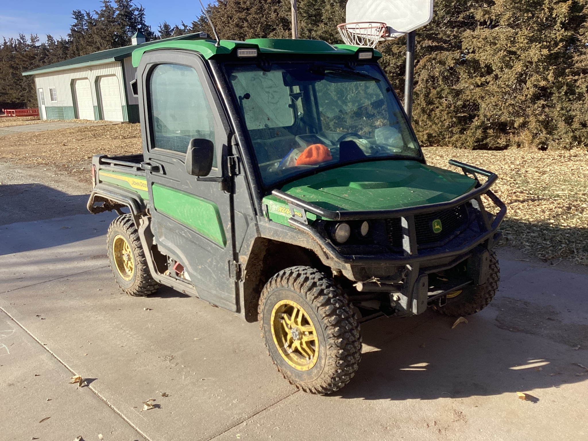  2024 John Deere XUV 835R at LandMark in Minden, NE