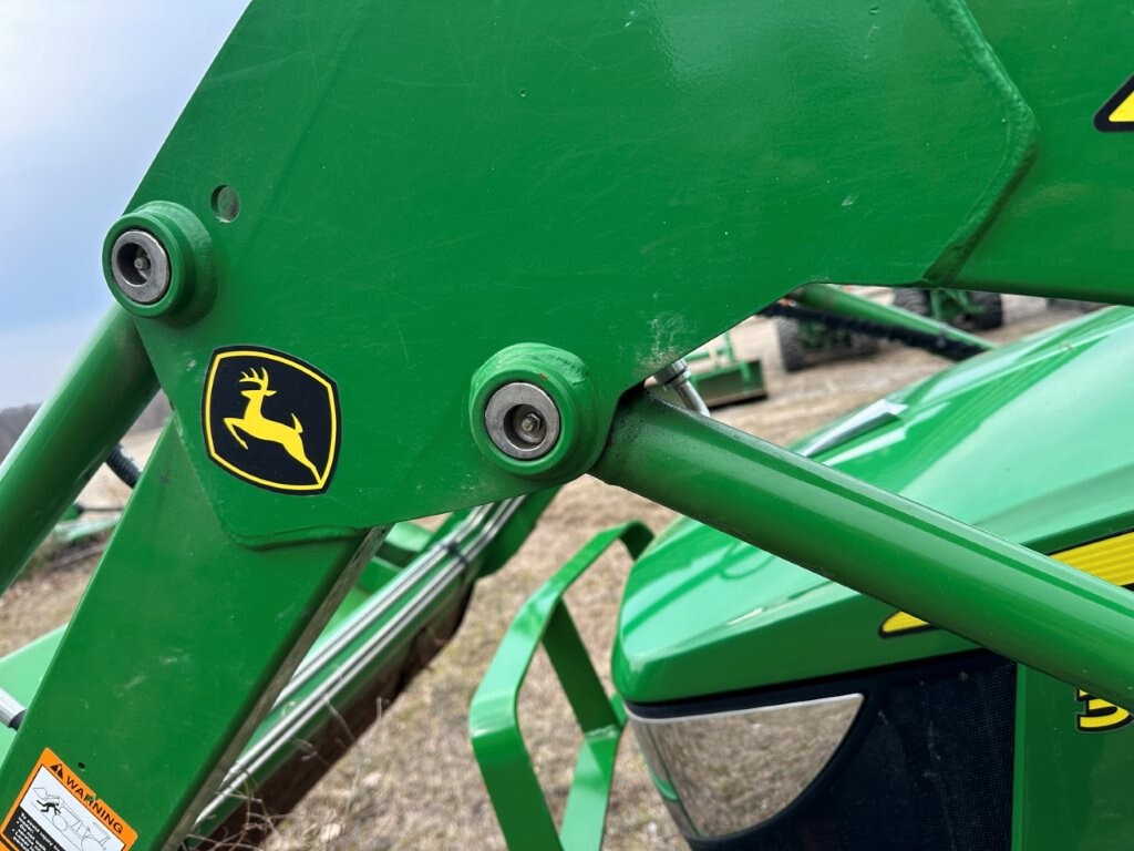 On Lot  John Deere 3032E at Tri County Equipment Lapeer, MI