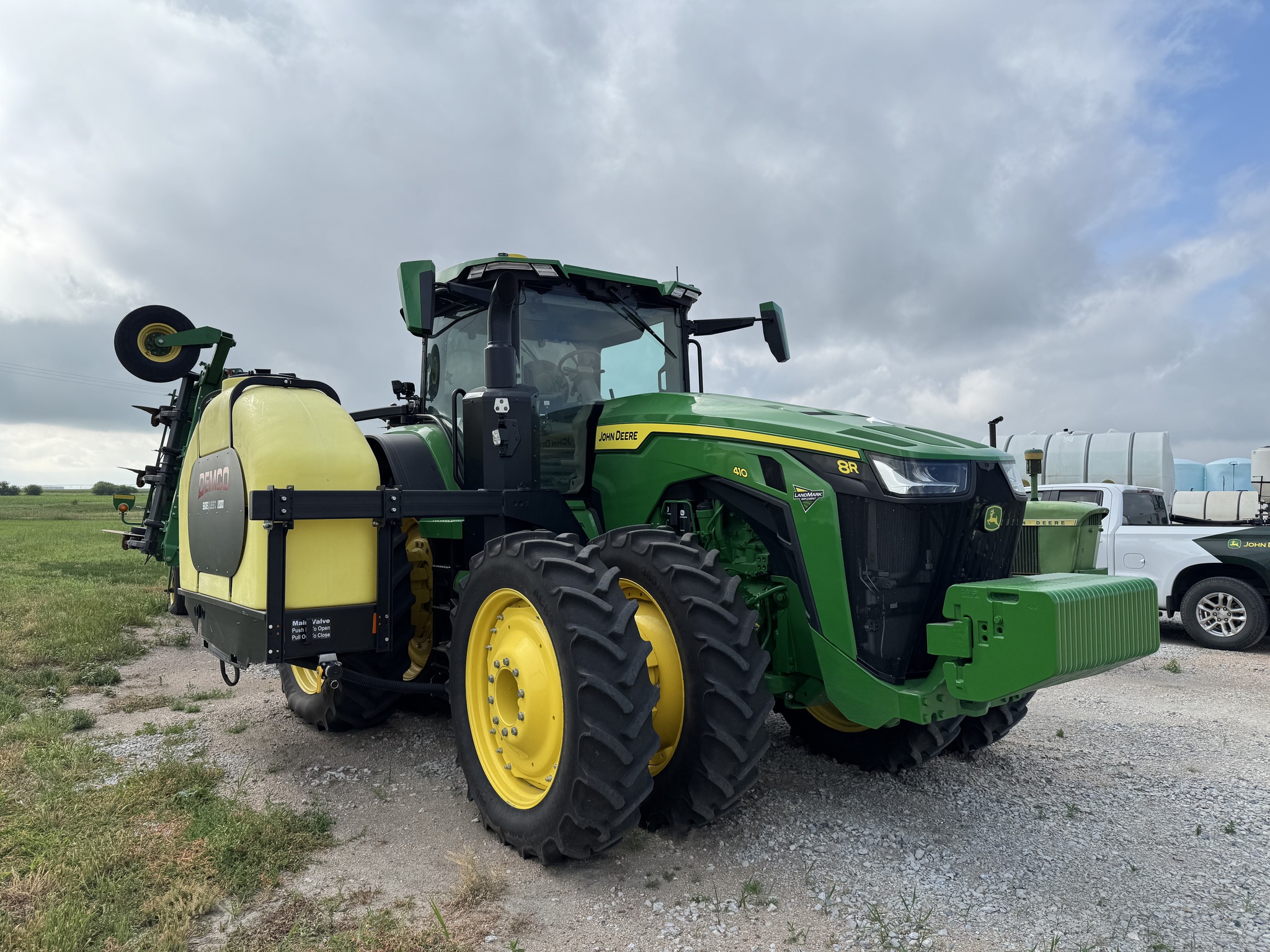  2024 John Deere 8R 410 at LandMark in Arapahoe, NE