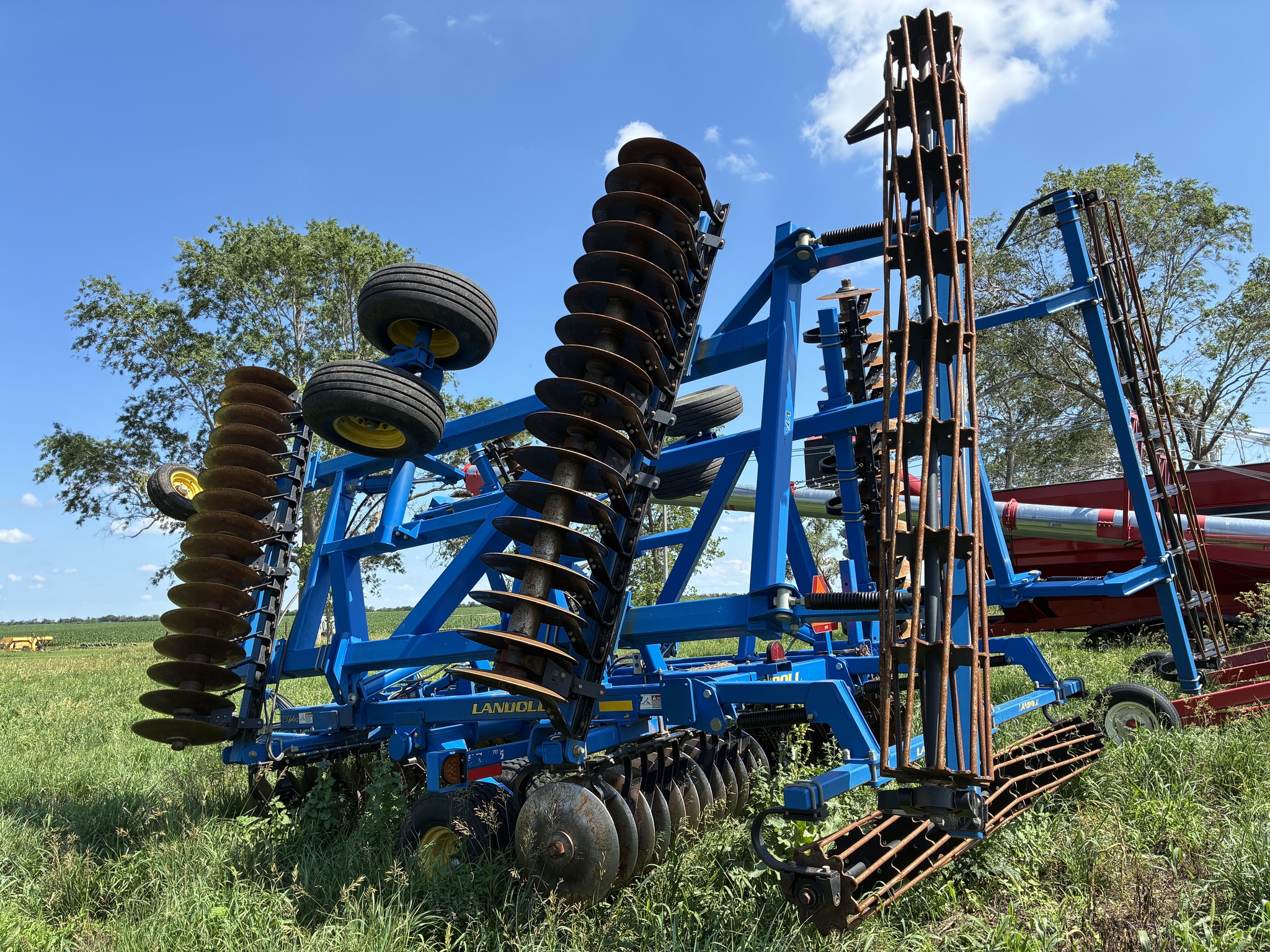   Landoll 7431-33 at LandMark in Hebron, NE