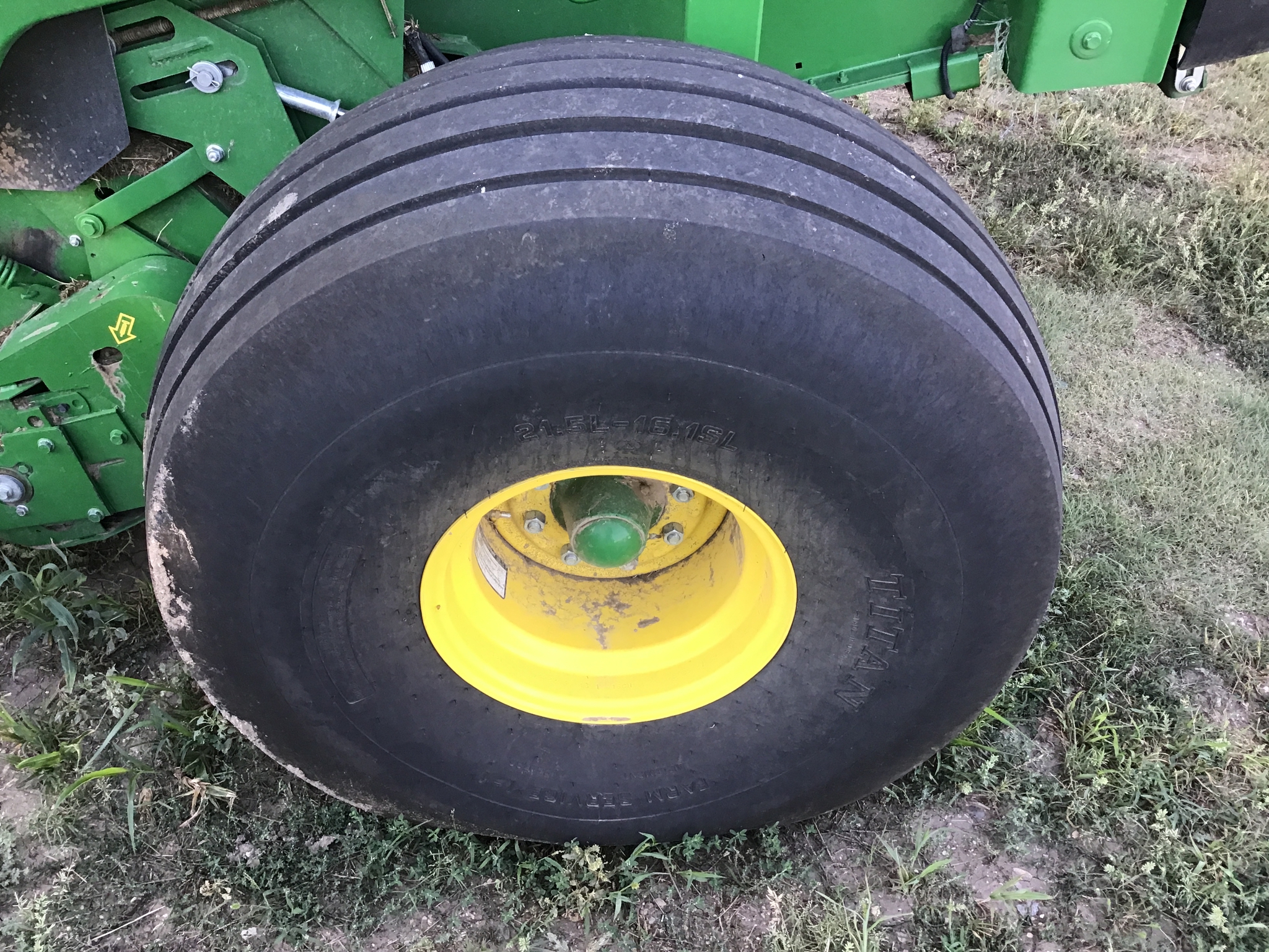  2021 John Deere 560R at LandMark in Smith Center, KS