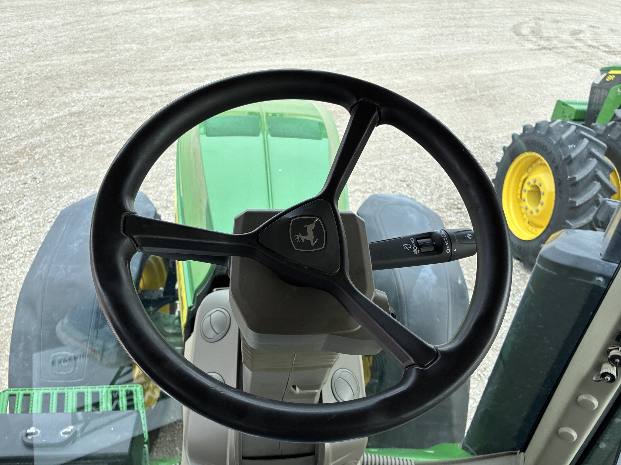  2024 John Deere 8R 250 at LandMark in Hastings, NE