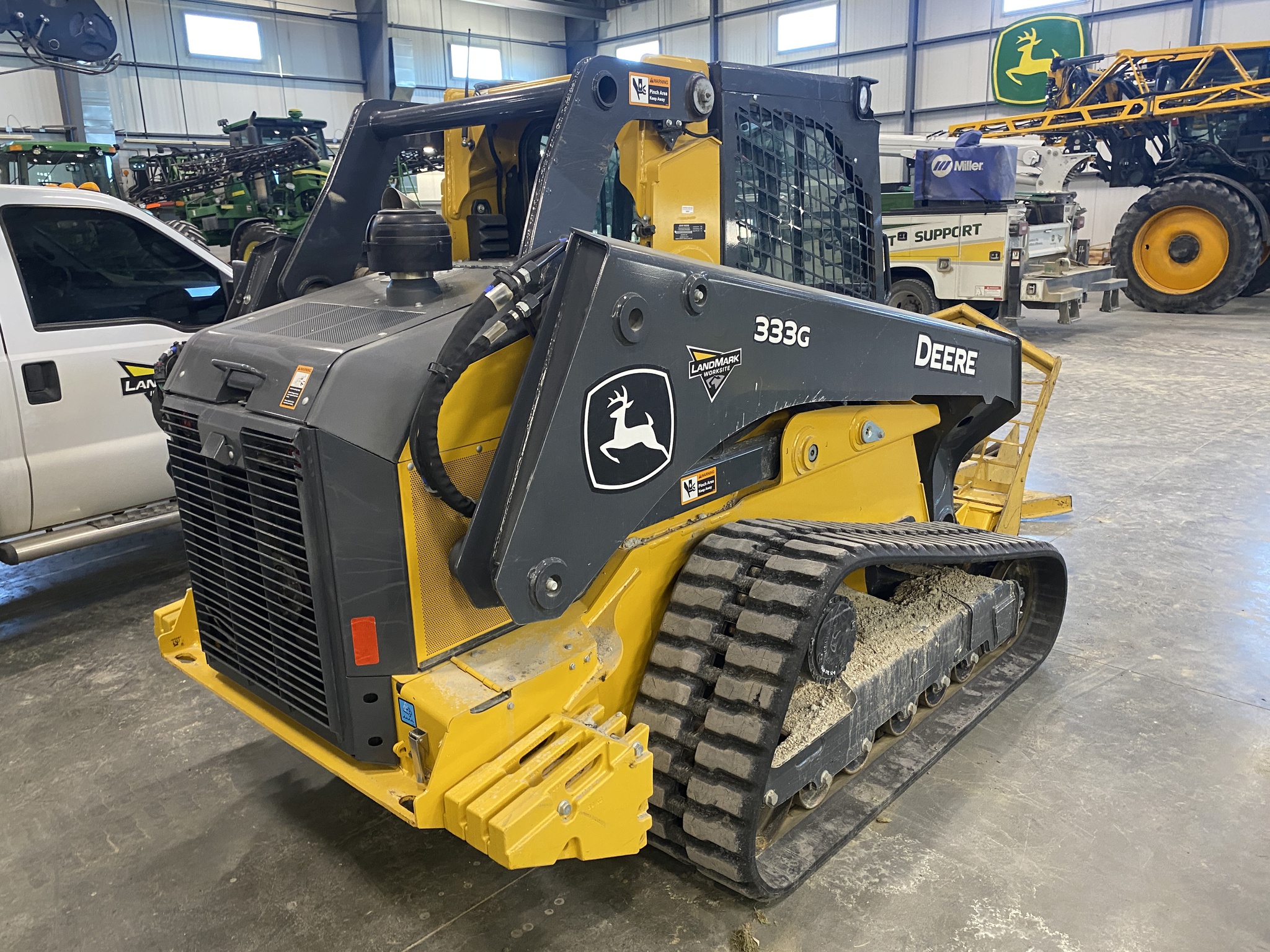  2024 John Deere 333G at LandMark in Hebron, NE