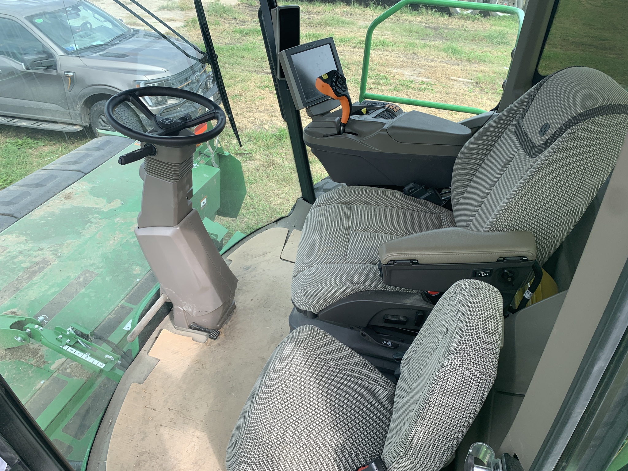  2024 John Deere W235R at LandMark in Holdrege, NE