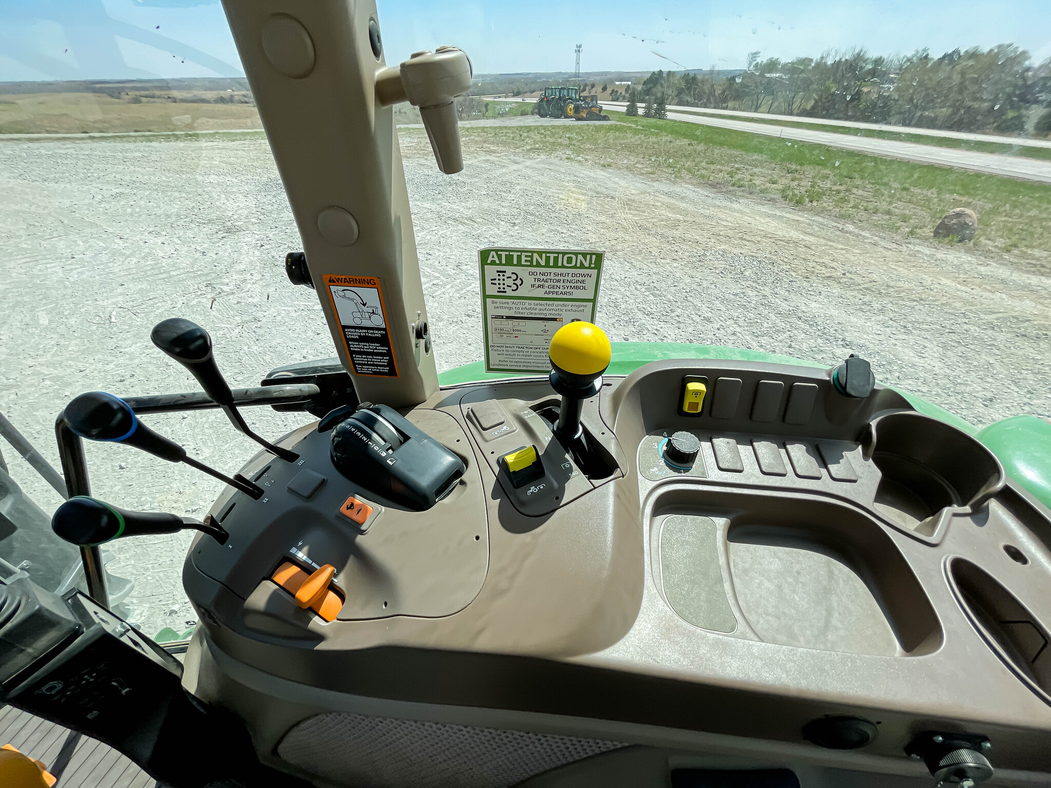  2022 John Deere 5090M at LandMark in Hebron, NE