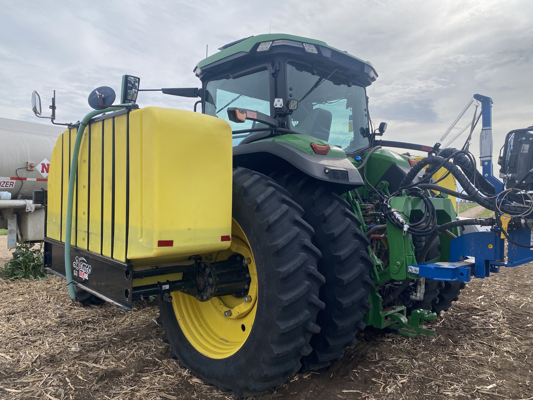  2021 John Deere 8R 370 at LandMark in Hebron, NE