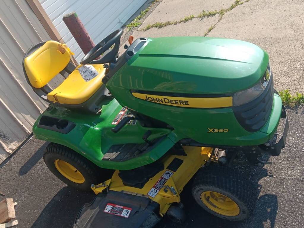 Used 2010 John Deere X360 at Tri County Equipment Burton, MI