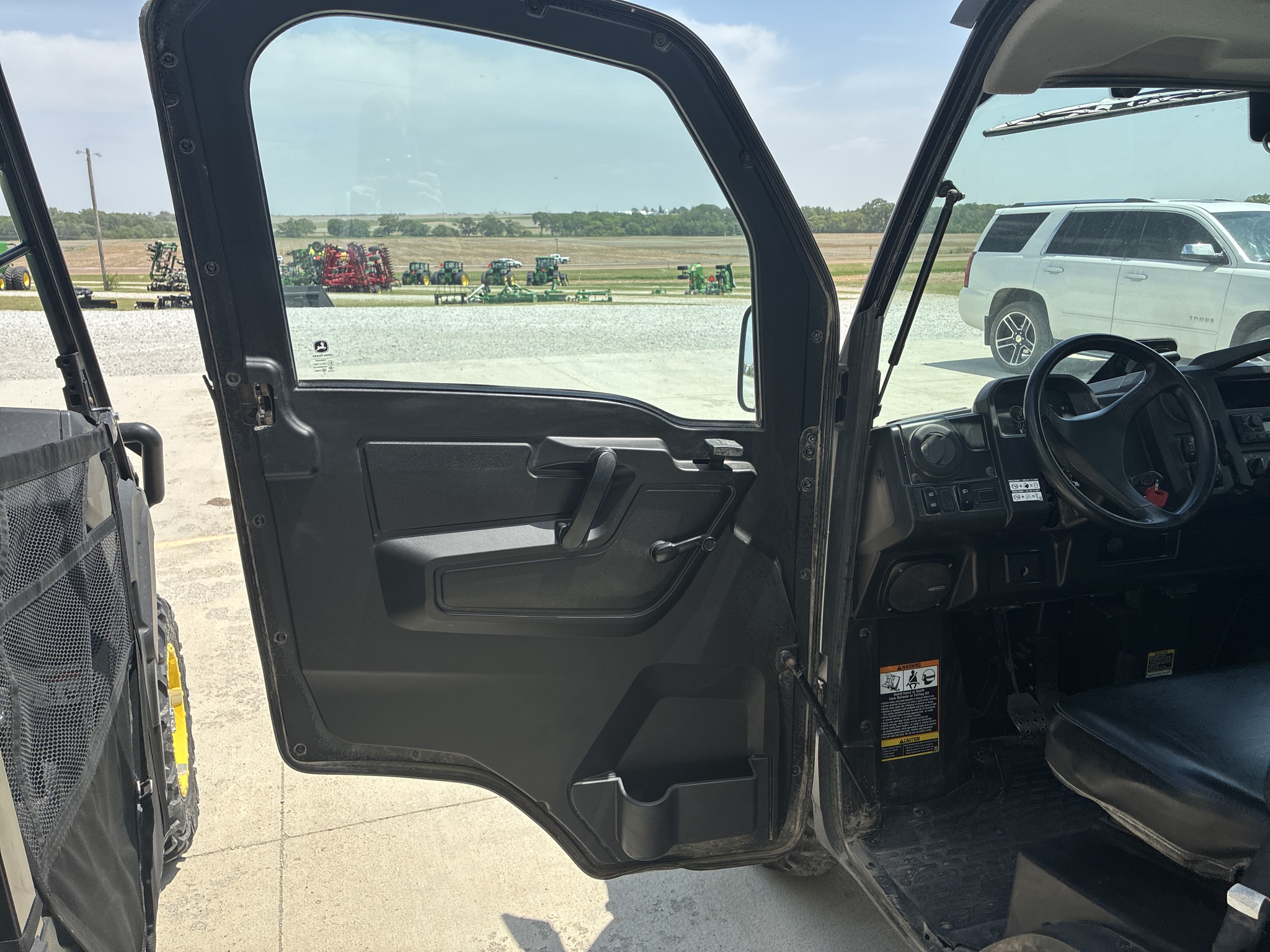  2023 John Deere XUV 835M at LandMark in Beatrice, NE
