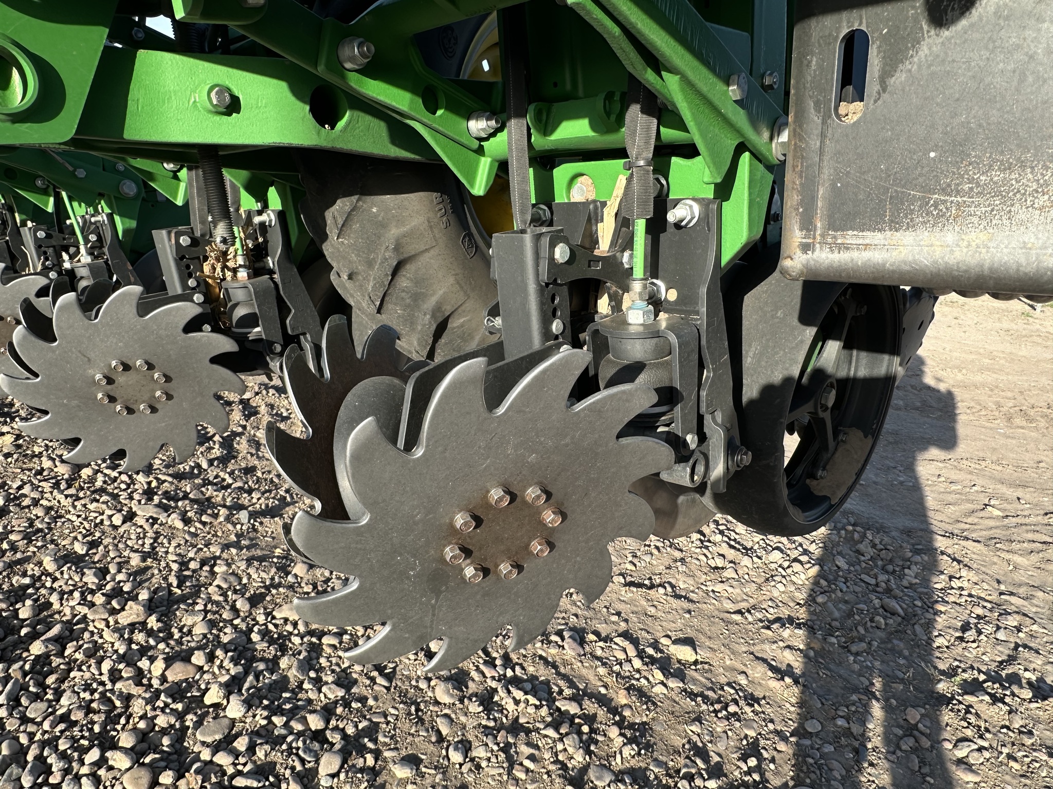  2023 John Deere 1725C at LandMark in Lexington, NE