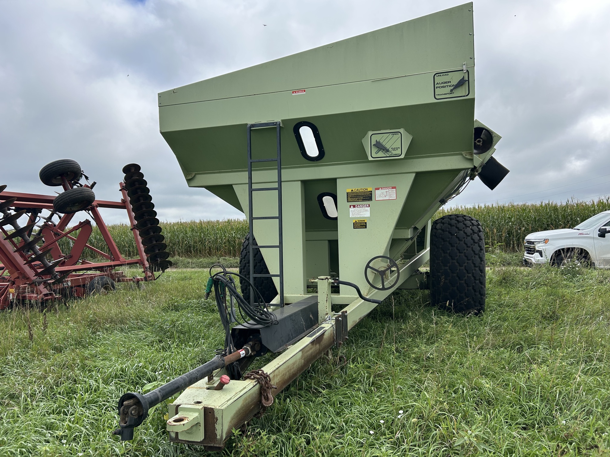  1995 Orthman 897 at LandMark in Marysville, KS