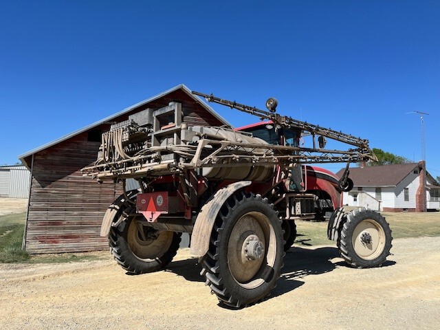  2013 Apache AS1025 at LandMark in Phillipsburg, KS