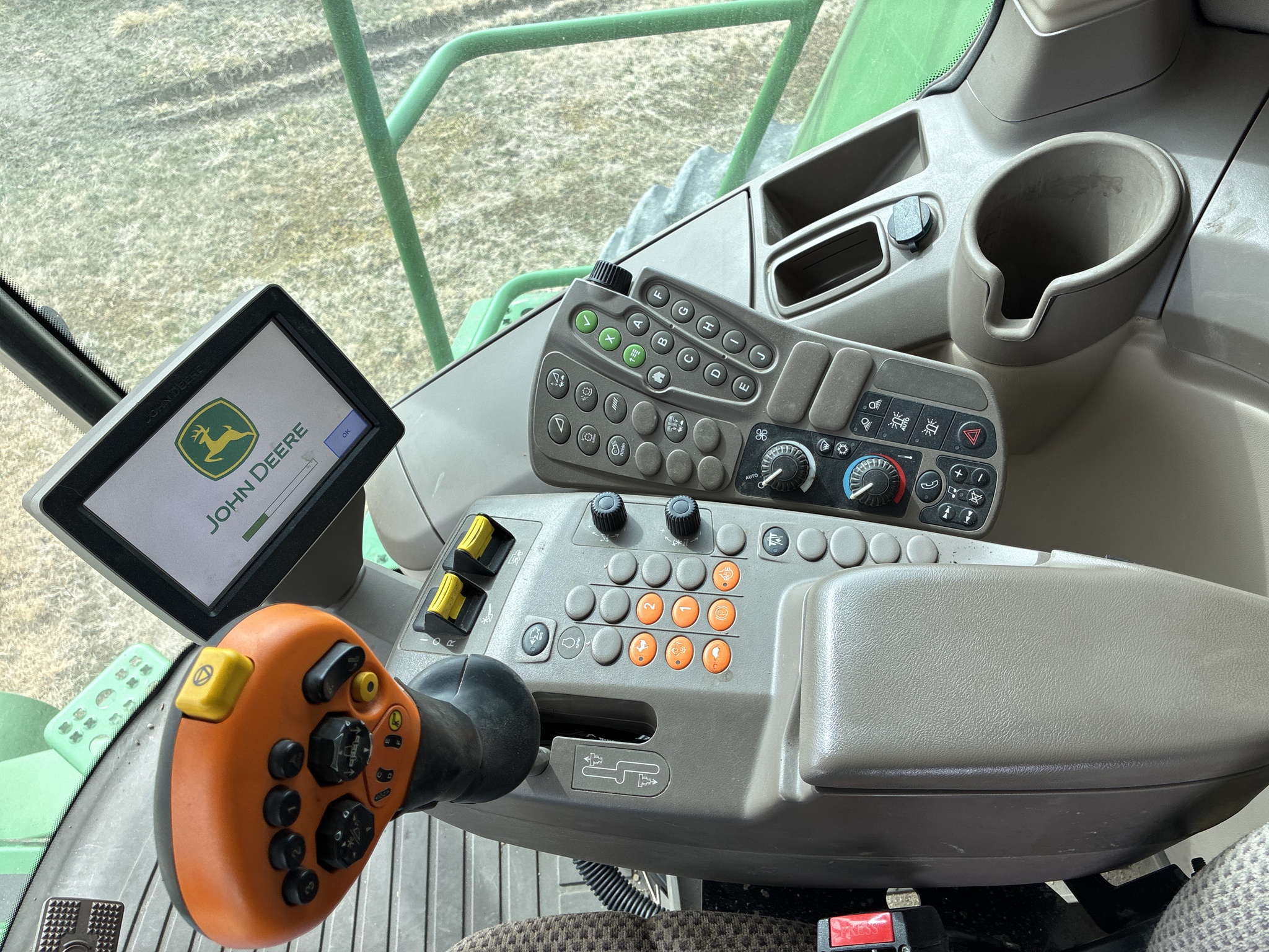  2015 John Deere S680 at LandMark in Red Cloud, NE