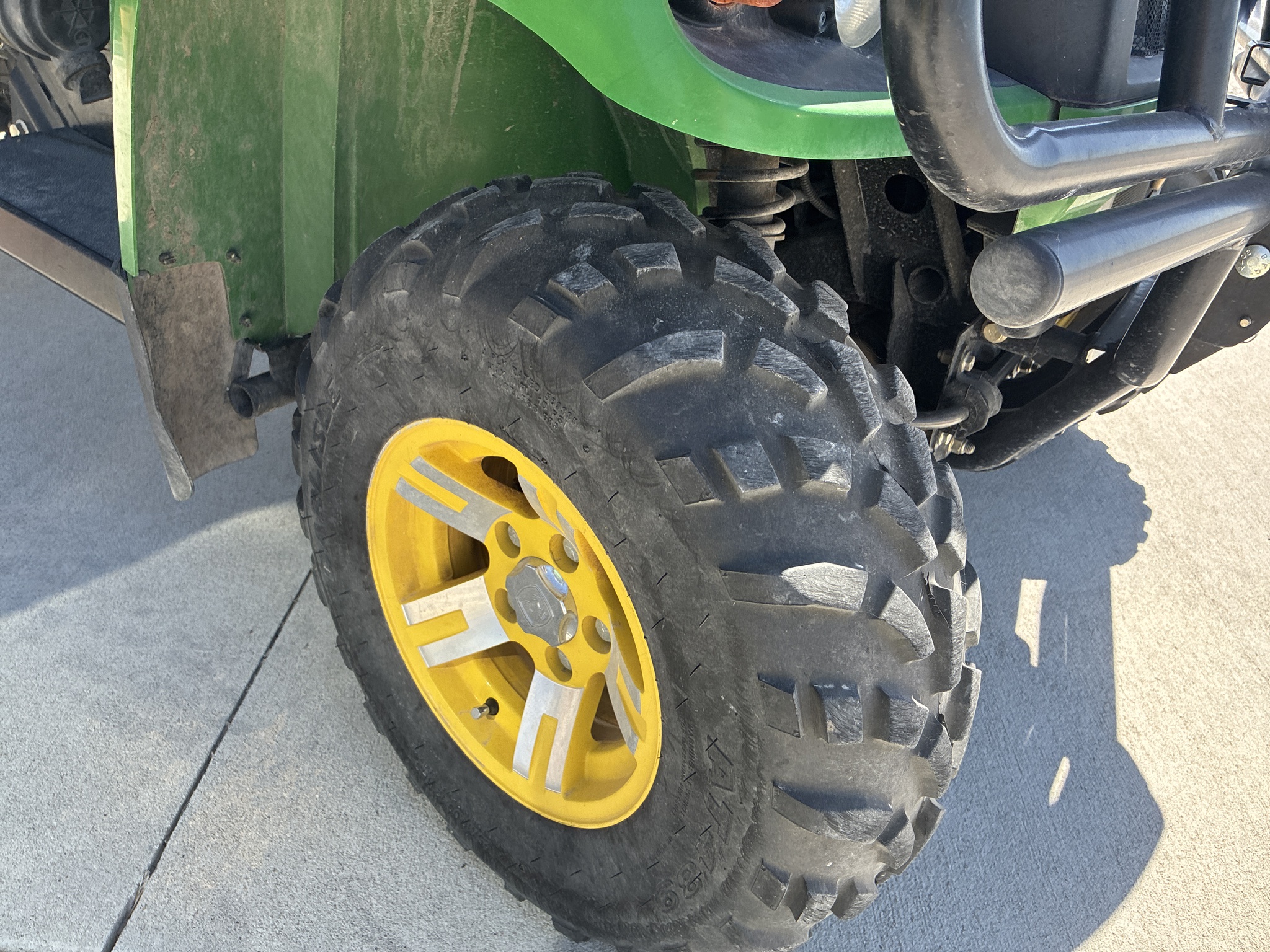  2009 John Deere XUV 620I GREEN at LandMark in Hebron, NE