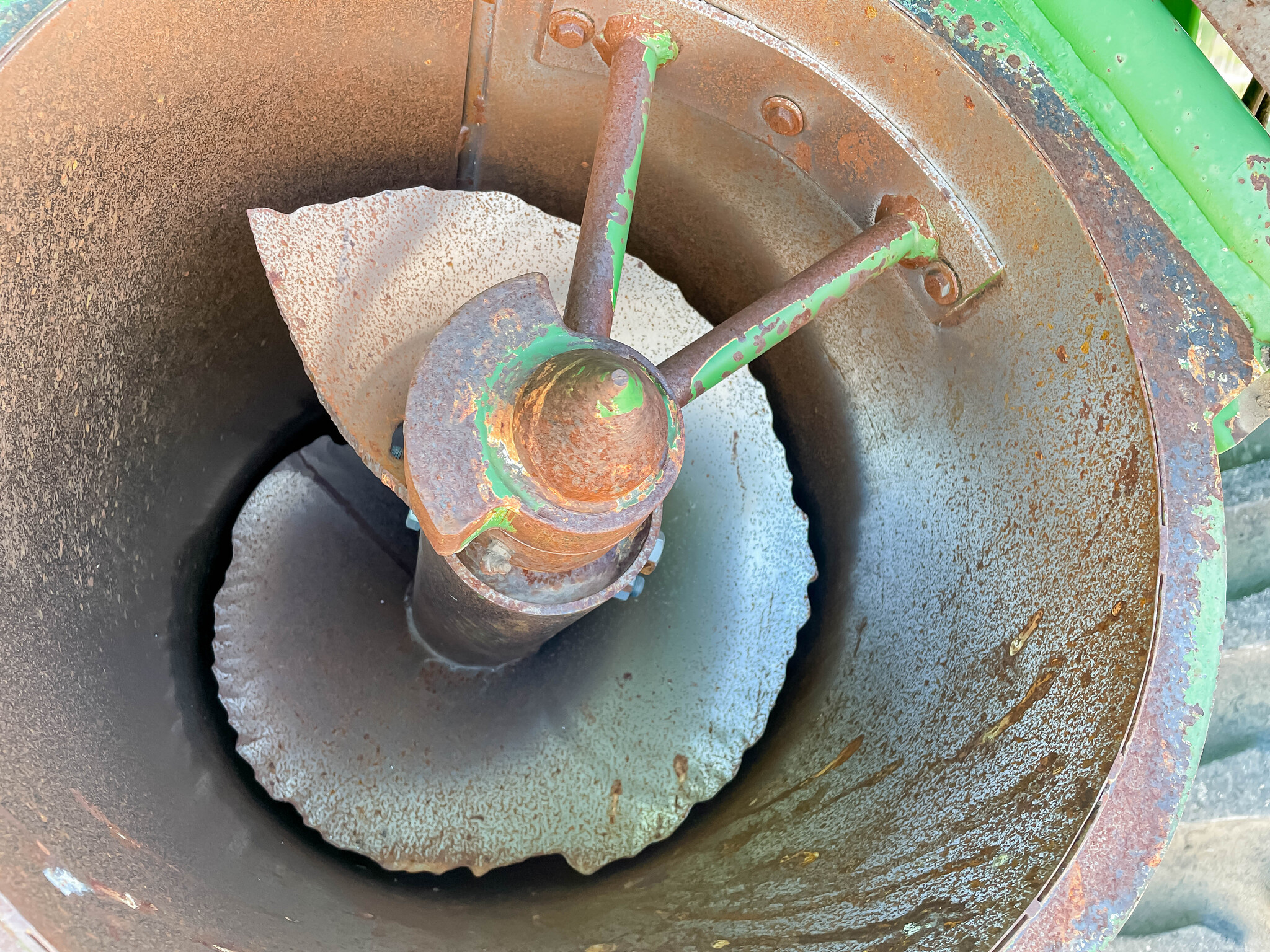  2008 Brent 880 at LandMark in Kearney, NE