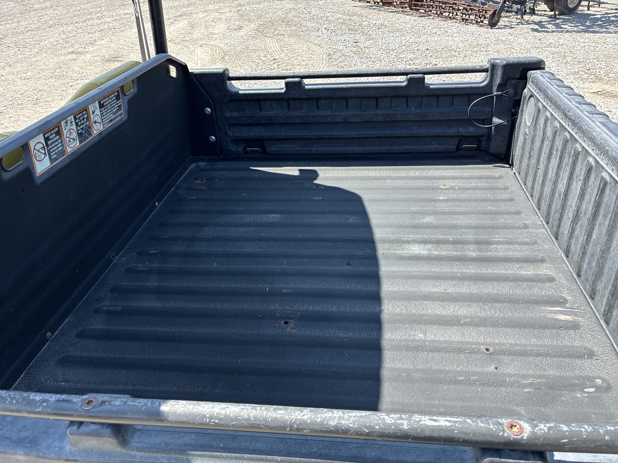  2011 John Deere XUV 825I GREEN at LandMark in Fairfield, NE