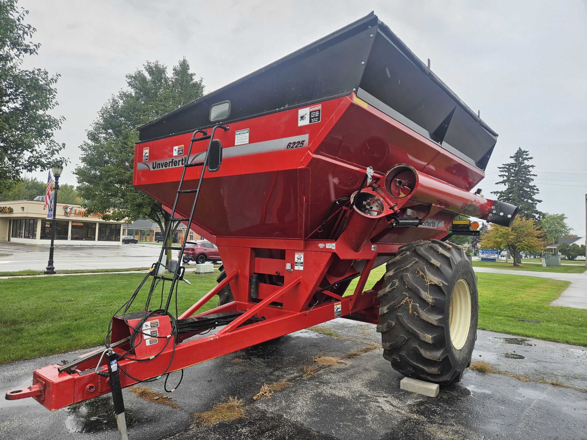 Used  Unverferth GC-6225 at Tri County Equipment Birch Run, MI