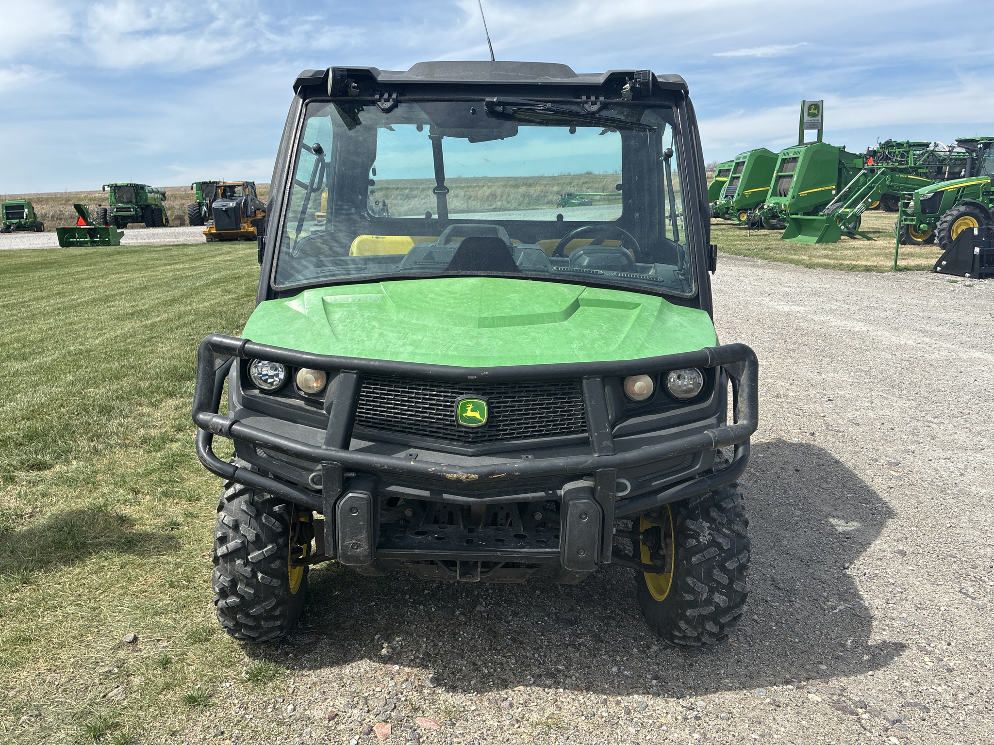  2019 John Deere XUV 865M at LandMark in Marysville, KS