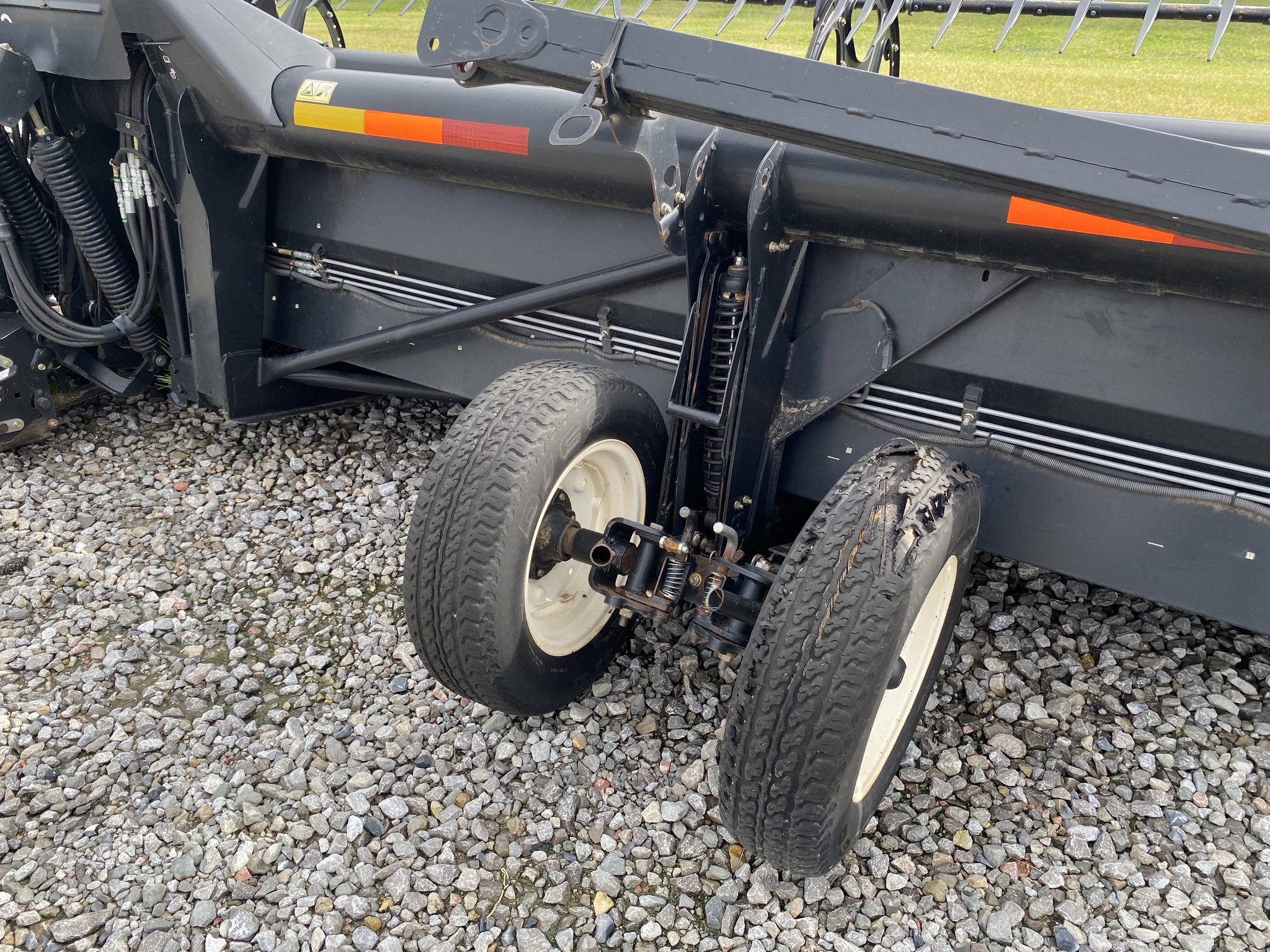  2014 MACDON FD75-40 at LandMark in Superior, NE