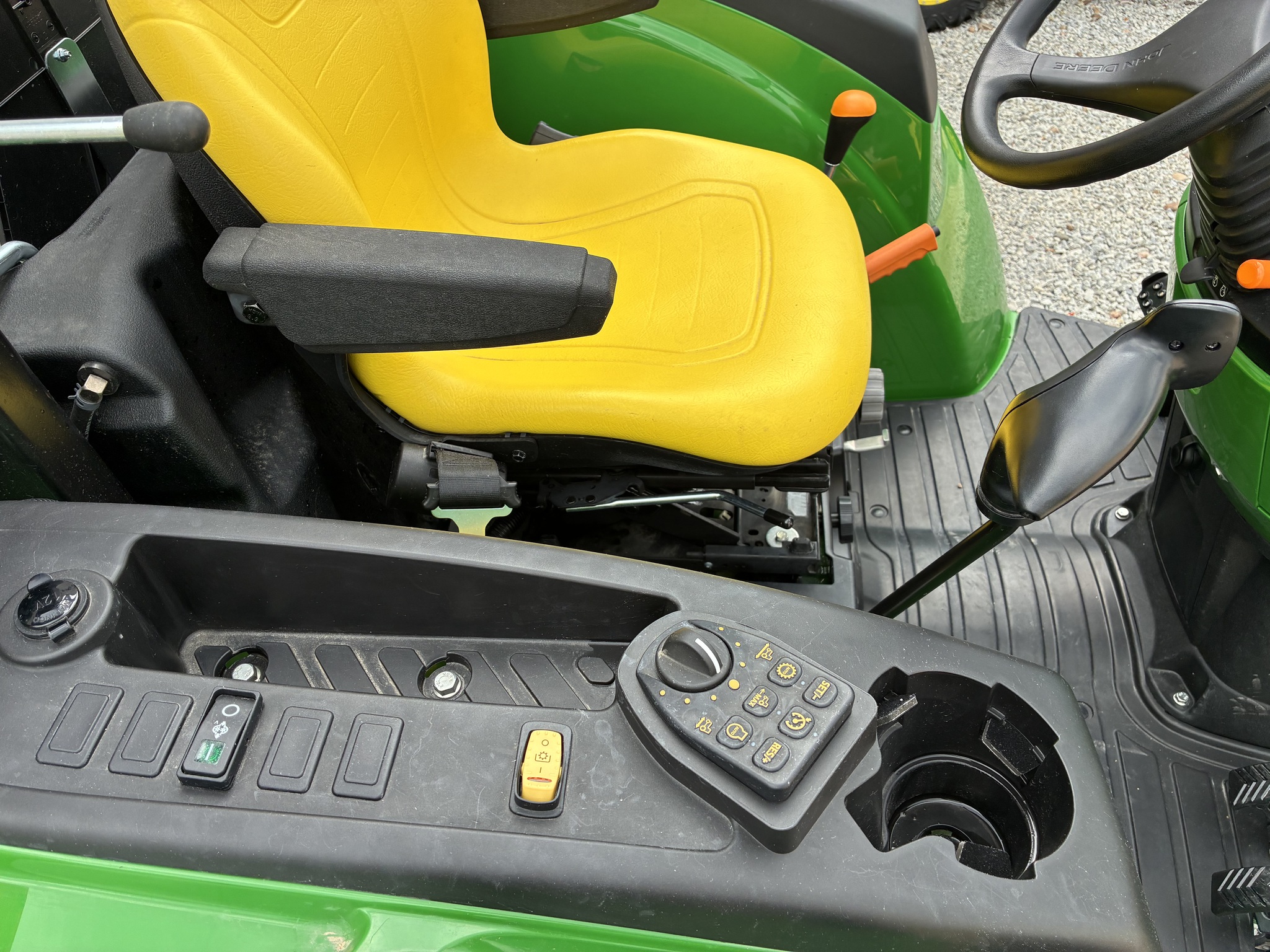  2026 John Deere 4052R at LandMark in Lexington, NE
