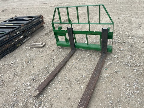  2021 Frontier AP11G at LandMark in Smith Center, KS