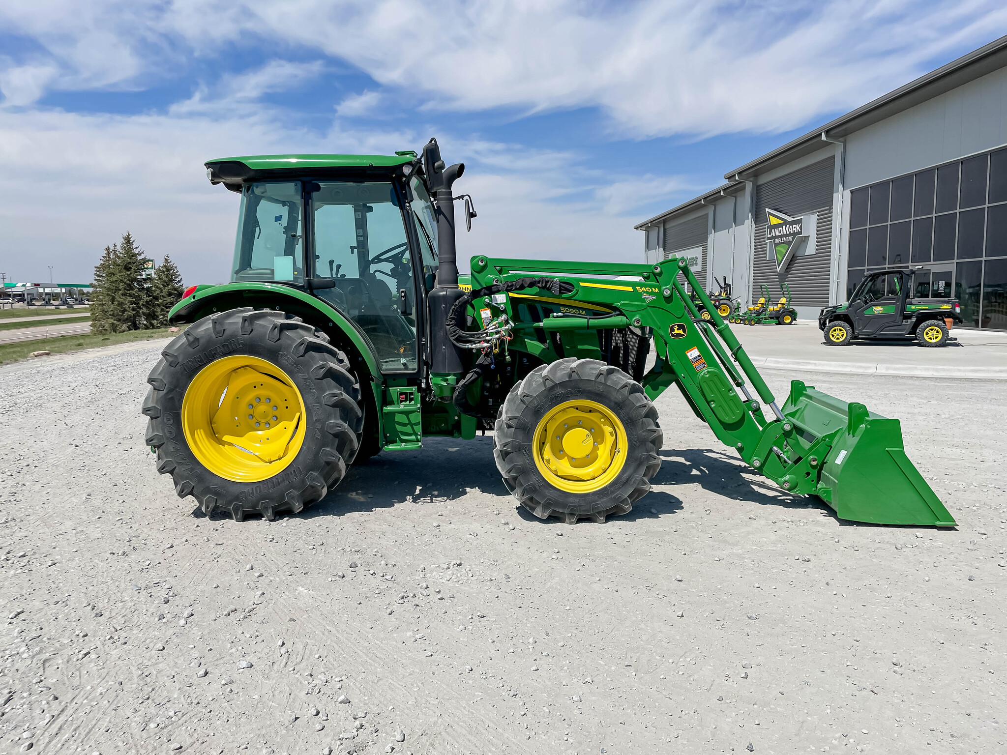  2022 John Deere 5090M at LandMark in Hebron, NE