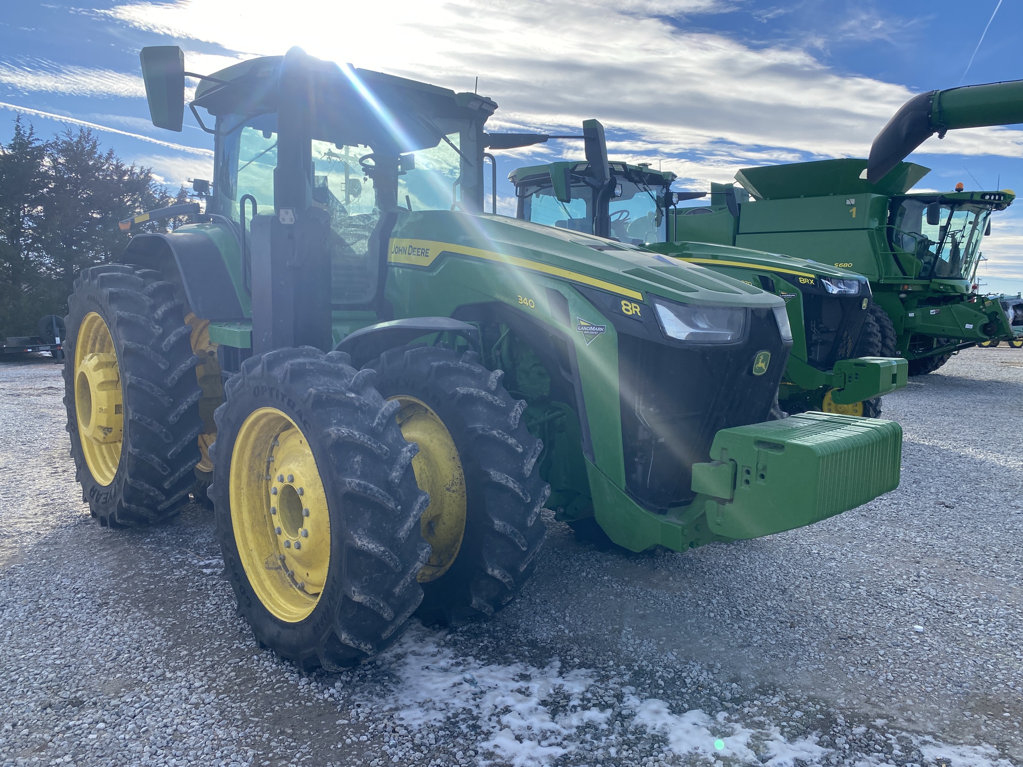  2024 John Deere 8R 340 at LandMark in Superior, NE