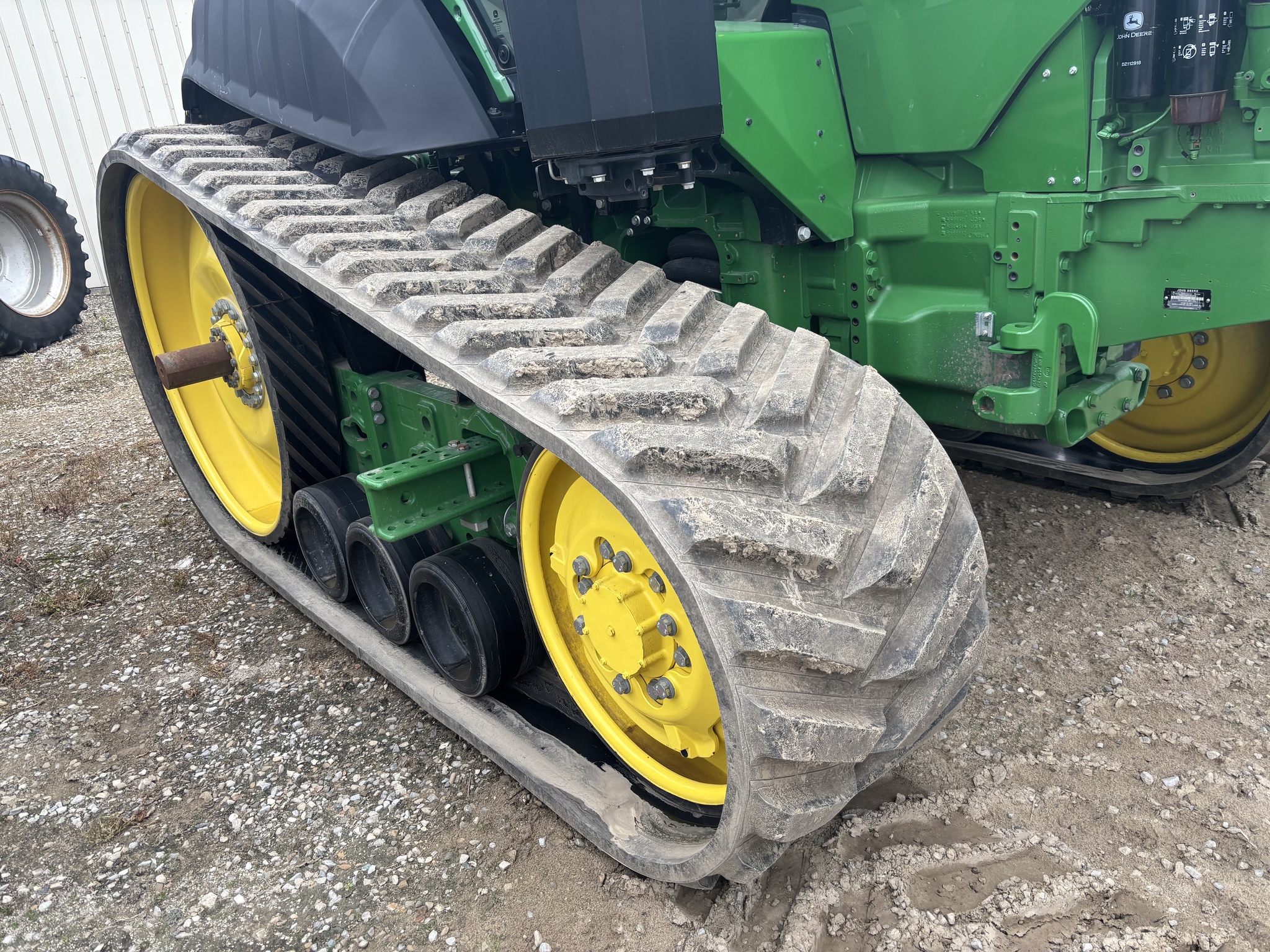 Rent 2020 John Deere 8RT 370 at Tri County Equipment Sandusky, MI