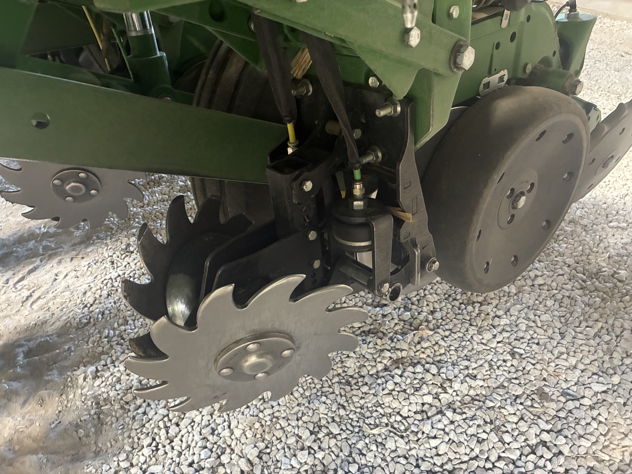  2019 John Deere 1775NT at LandMark in Beatrice, NE