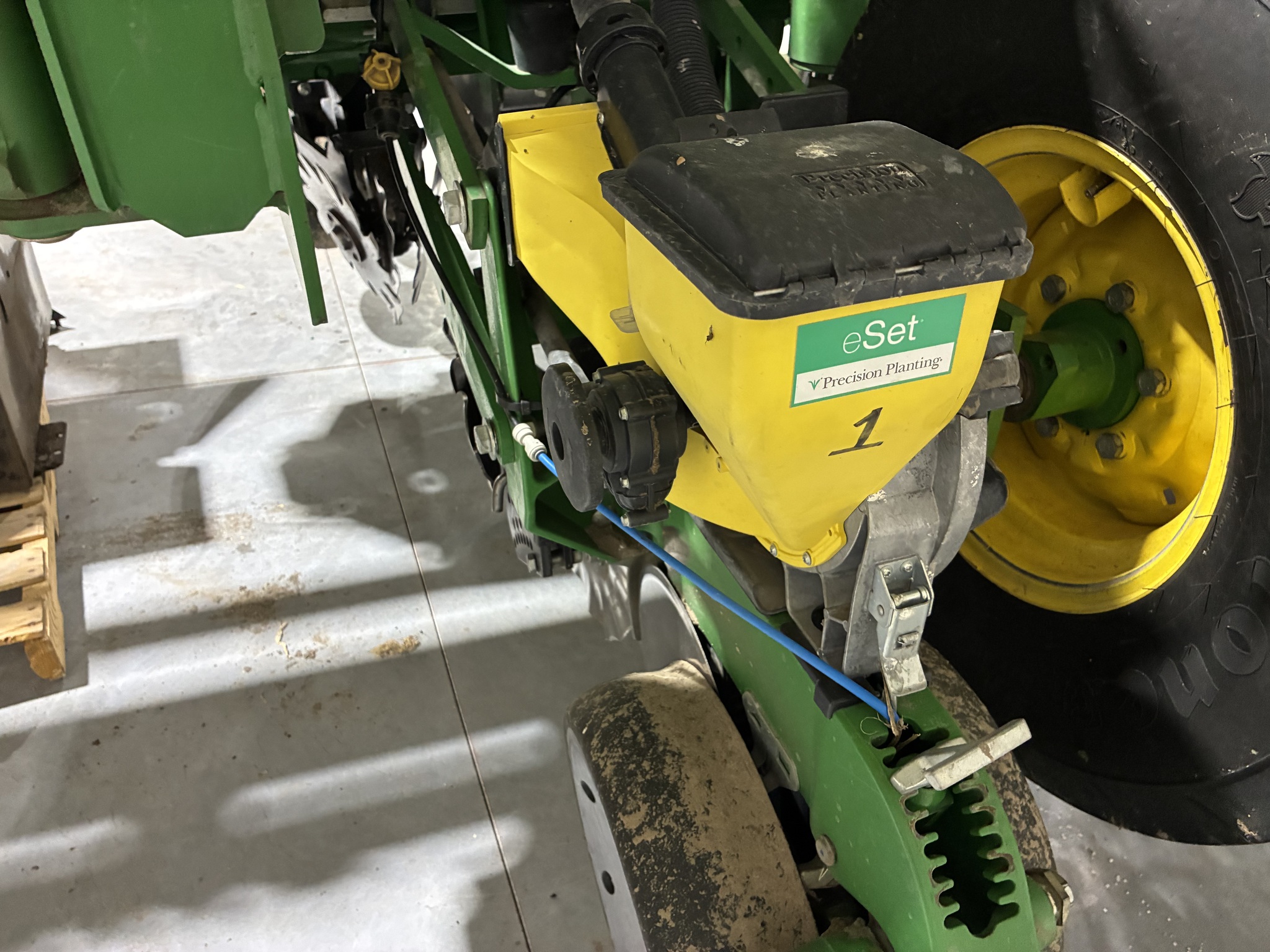  2013 John Deere 1790 at LandMark in Lexington, NE