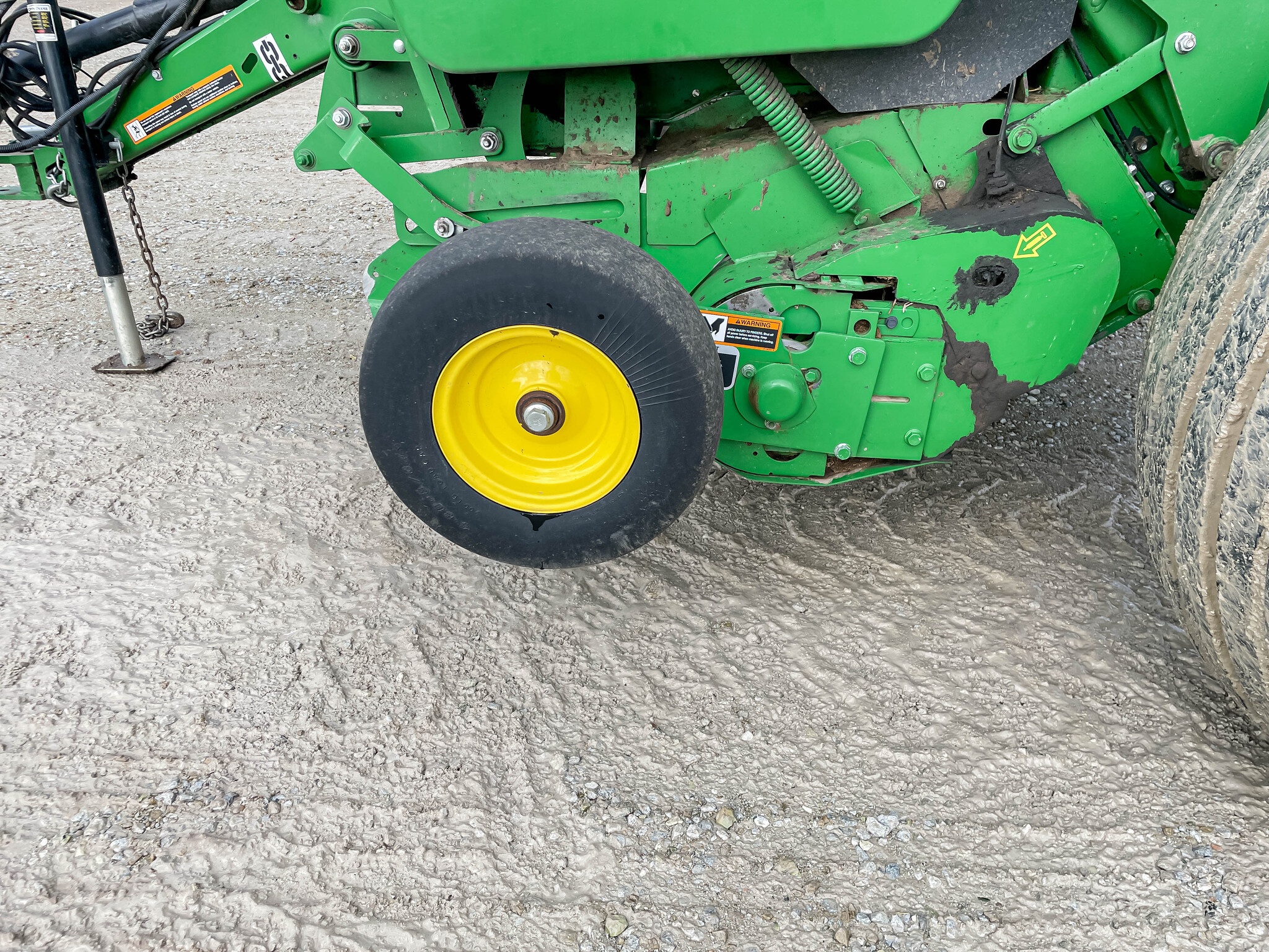  2023 John Deere 560R at LandMark in Smith Center, KS