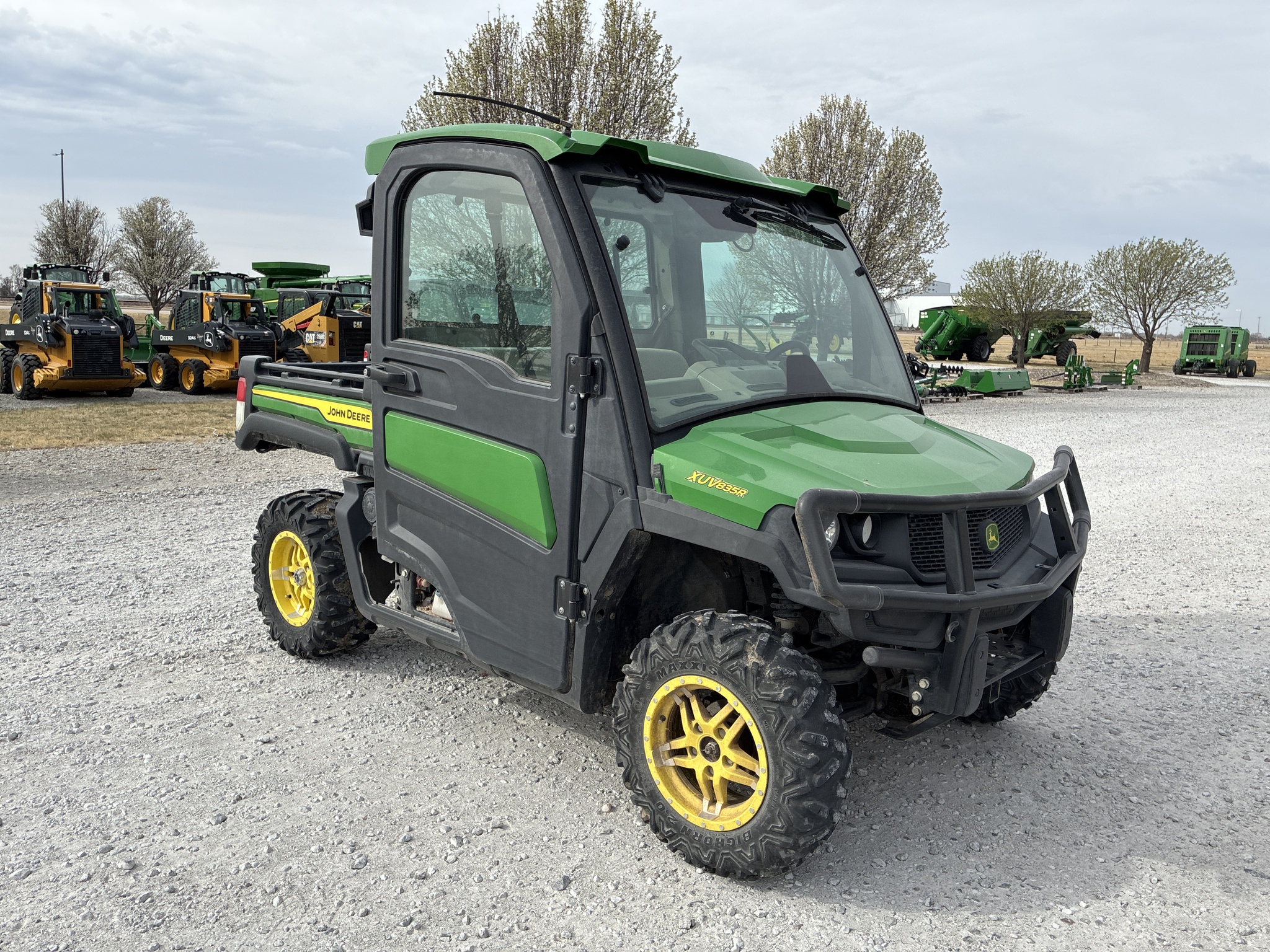  2021 John Deere XUV 835R at LandMark in Kearney, NE