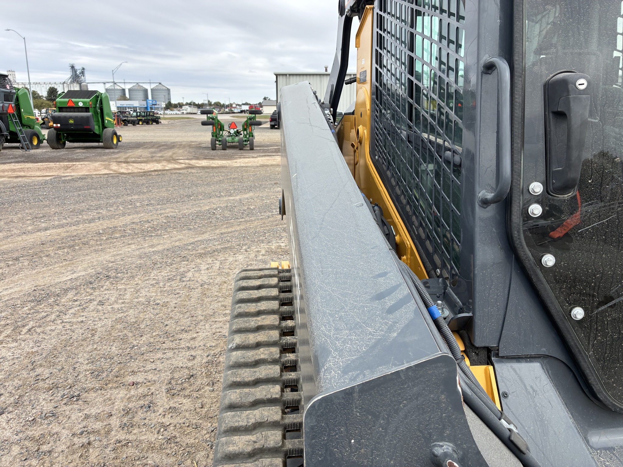  2024 John Deere 333G at LandMark in Gothenburg, NE