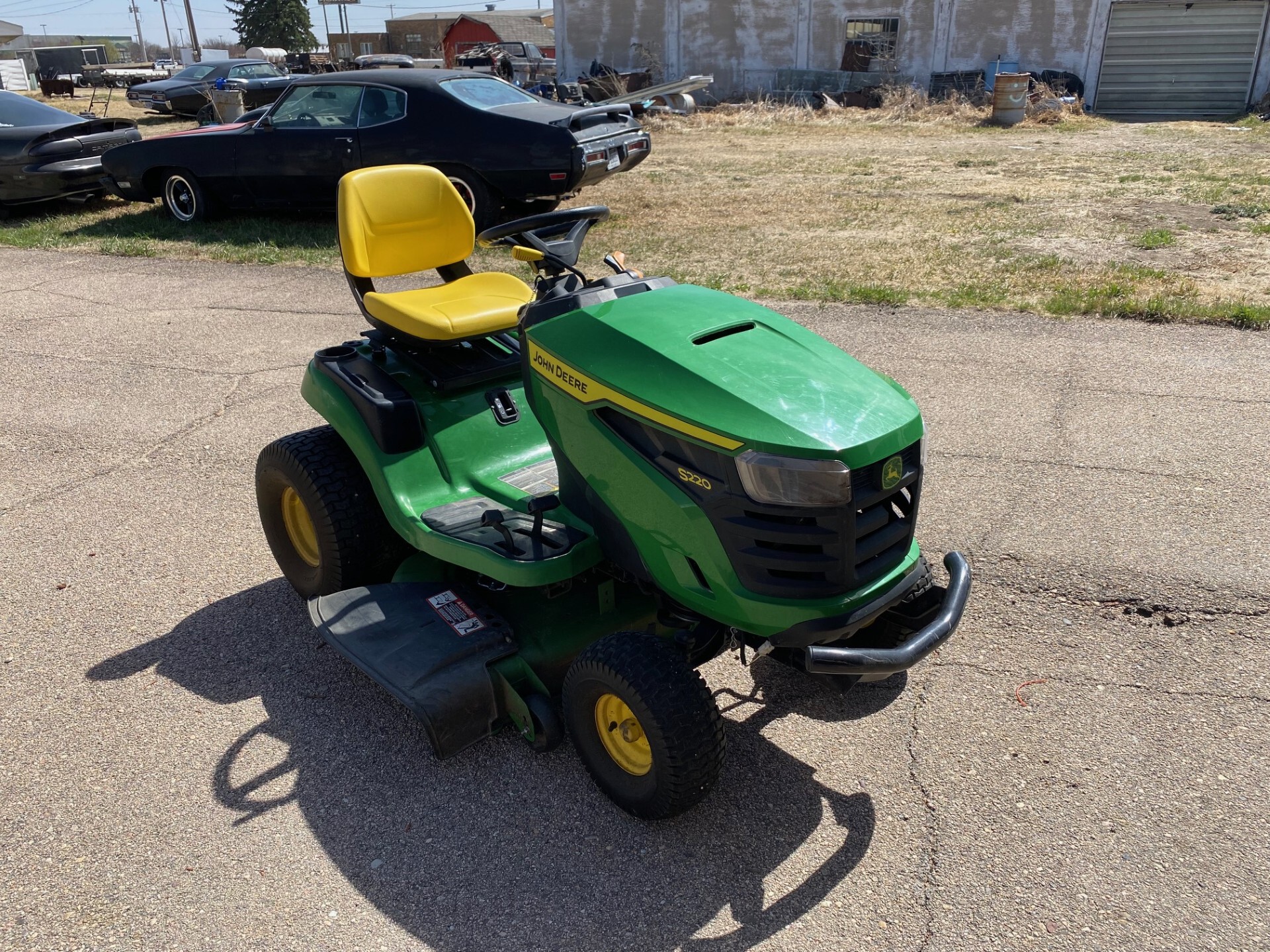  2023 John Deere S220 at LandMark in Kearney, NE