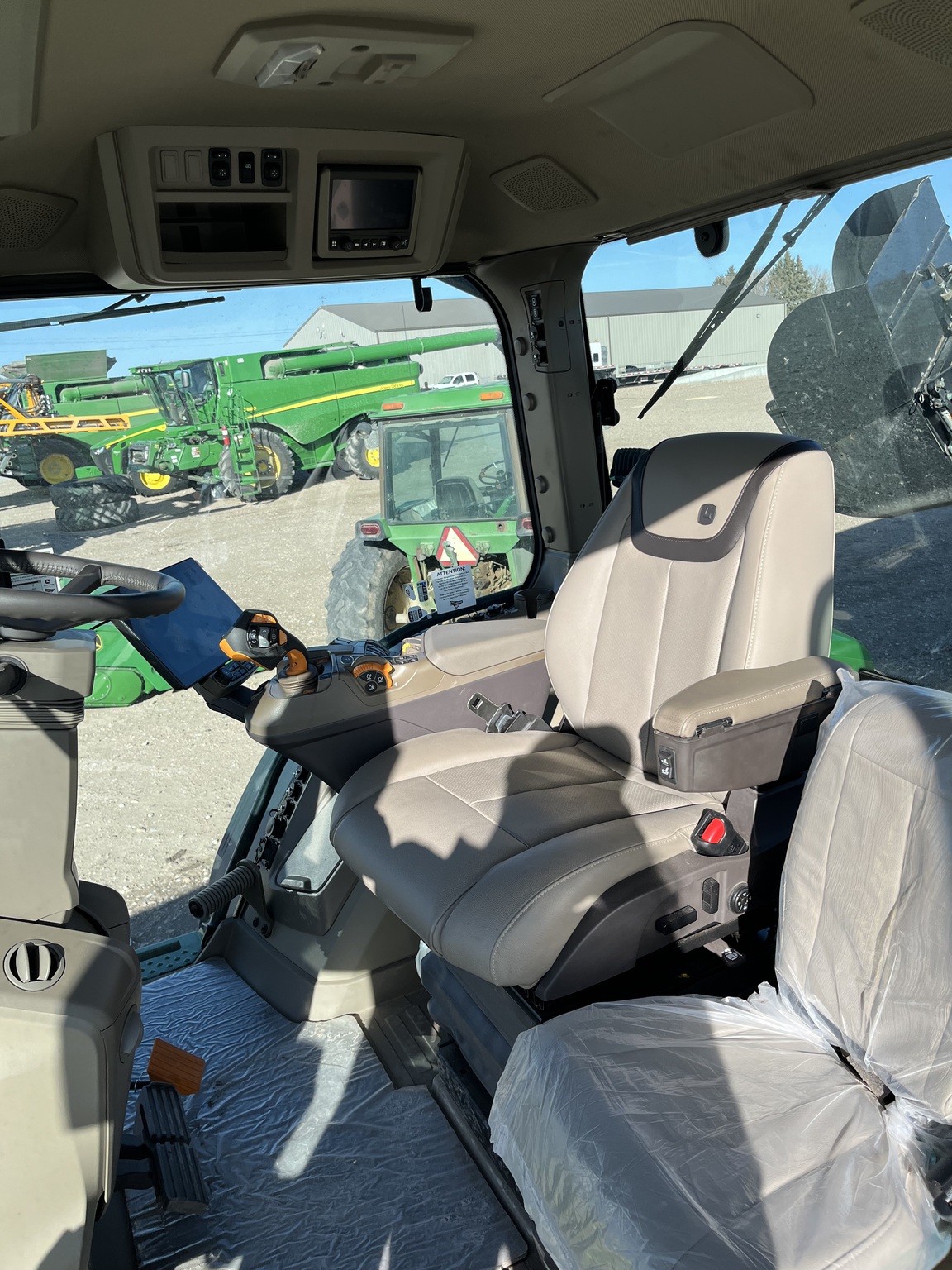  2025 John Deere 8R 410 at LandMark in Minden, NE