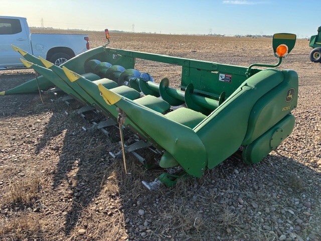 2015 John Deere 606C at LandMark in Lexington, NE